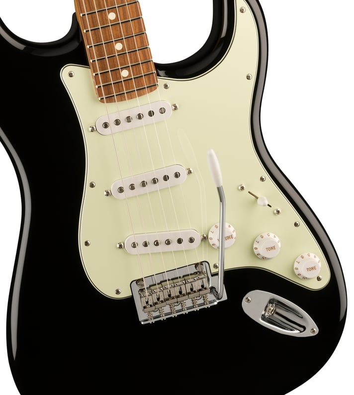Fender Player Stratocaster Limited Edition Pau Ferro Black