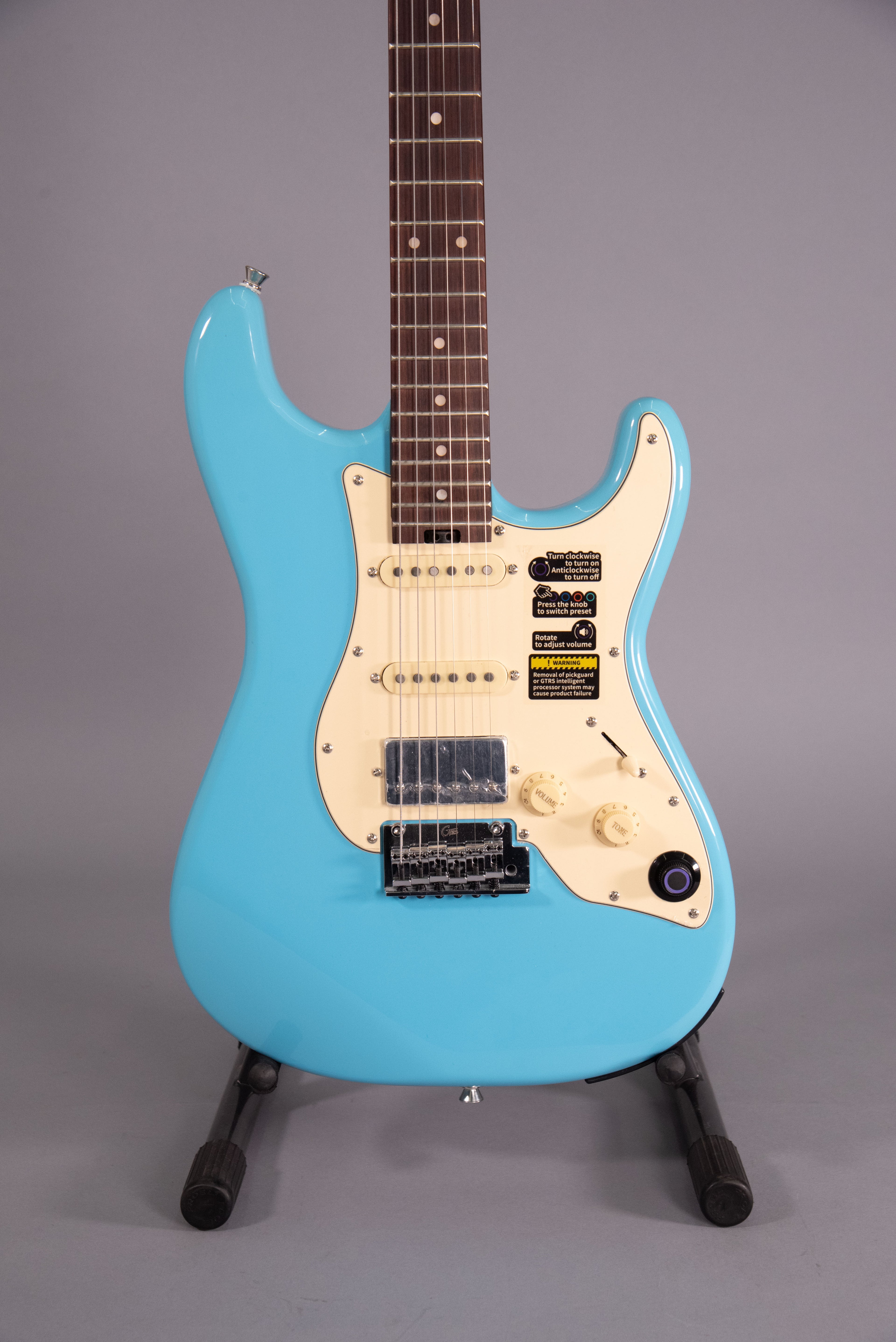 Mooer Gtrs S800 Standard Sonic Blue Electric Guitar with Digital Processor