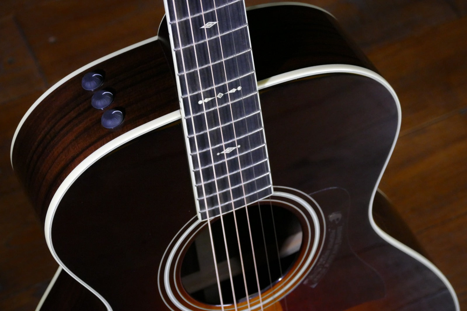 Taylor 712E 12 Fret Tobacco Sunburst Chitarra Acustica
