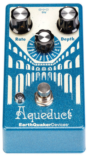 Earthquaker Aqueduct Pitch Vibrato