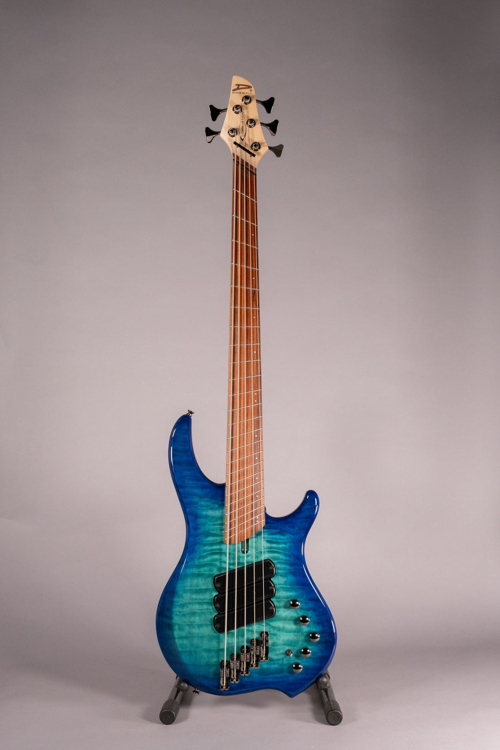 Dingwall Combustion 5 string 3 Pickups Pau-Ferro Whalepool Burst
