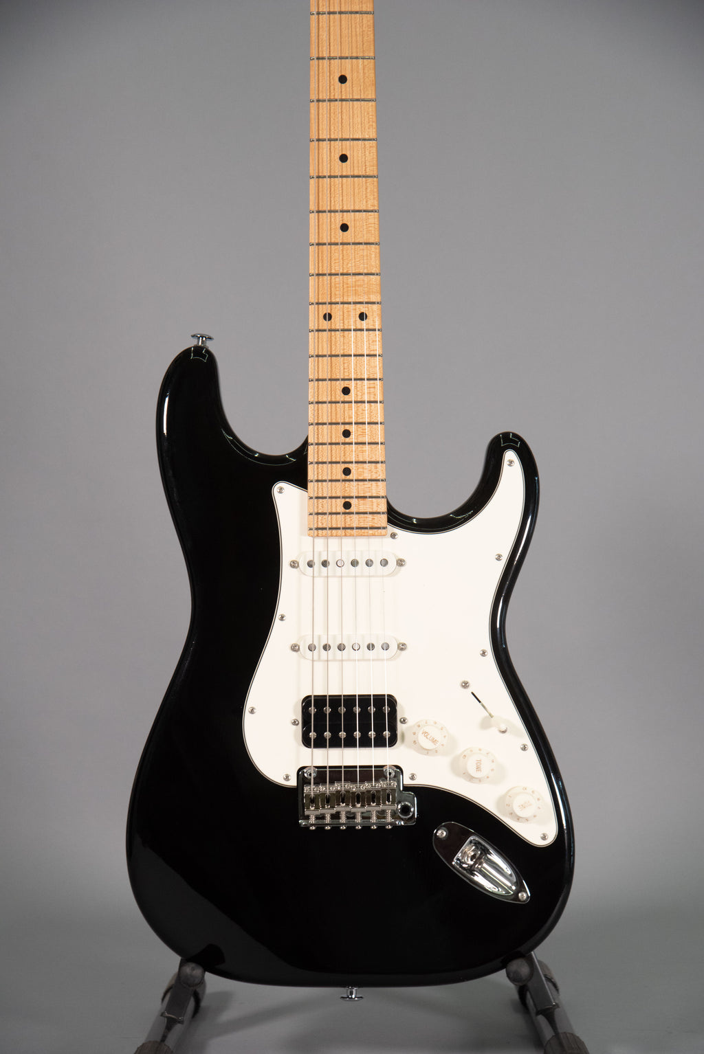 Suhr Classic S Antique MP HSS Black