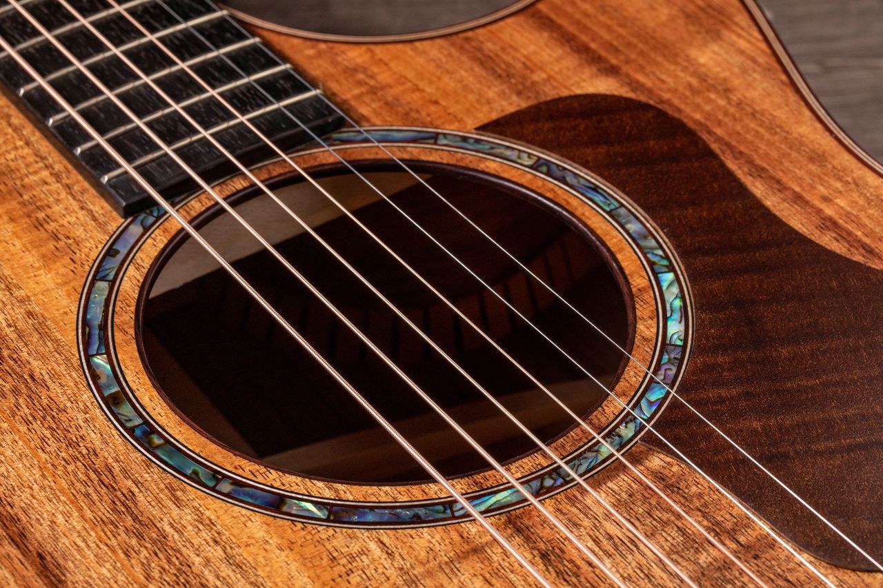 Taylor 724CE Chitarra Acustica Elettrificata
