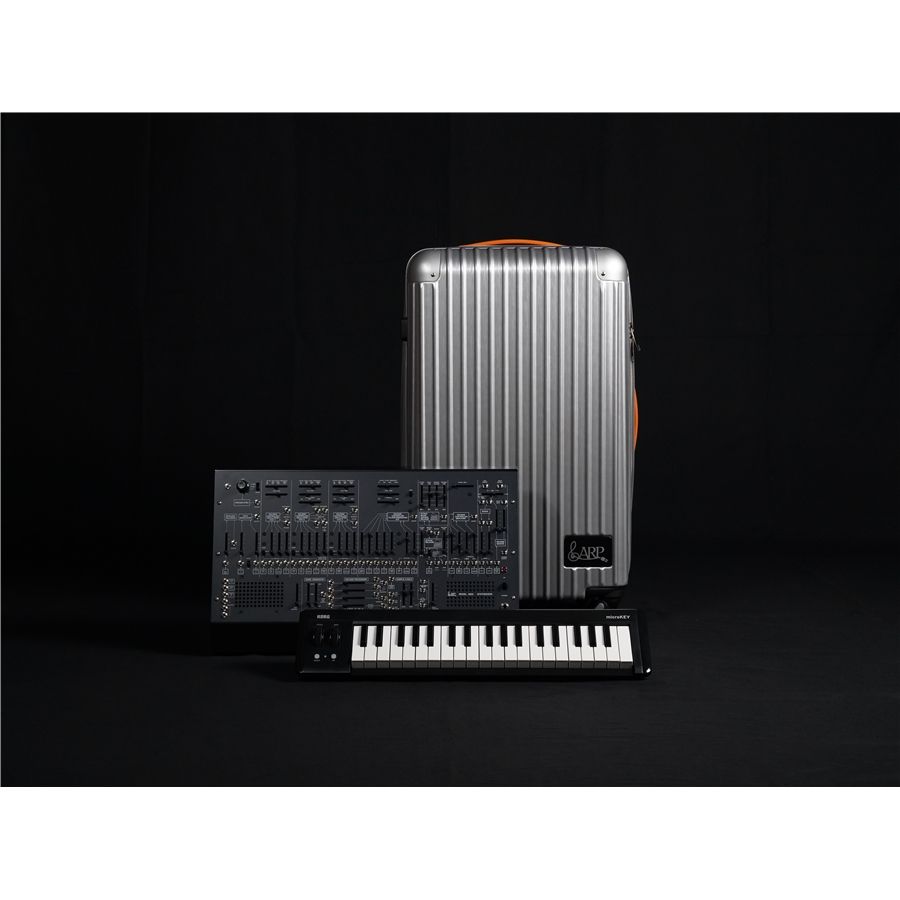 Arp 2600-M Synth Analogico e Tastiera Usb Midi Korg Microkey2-37 in Bundle