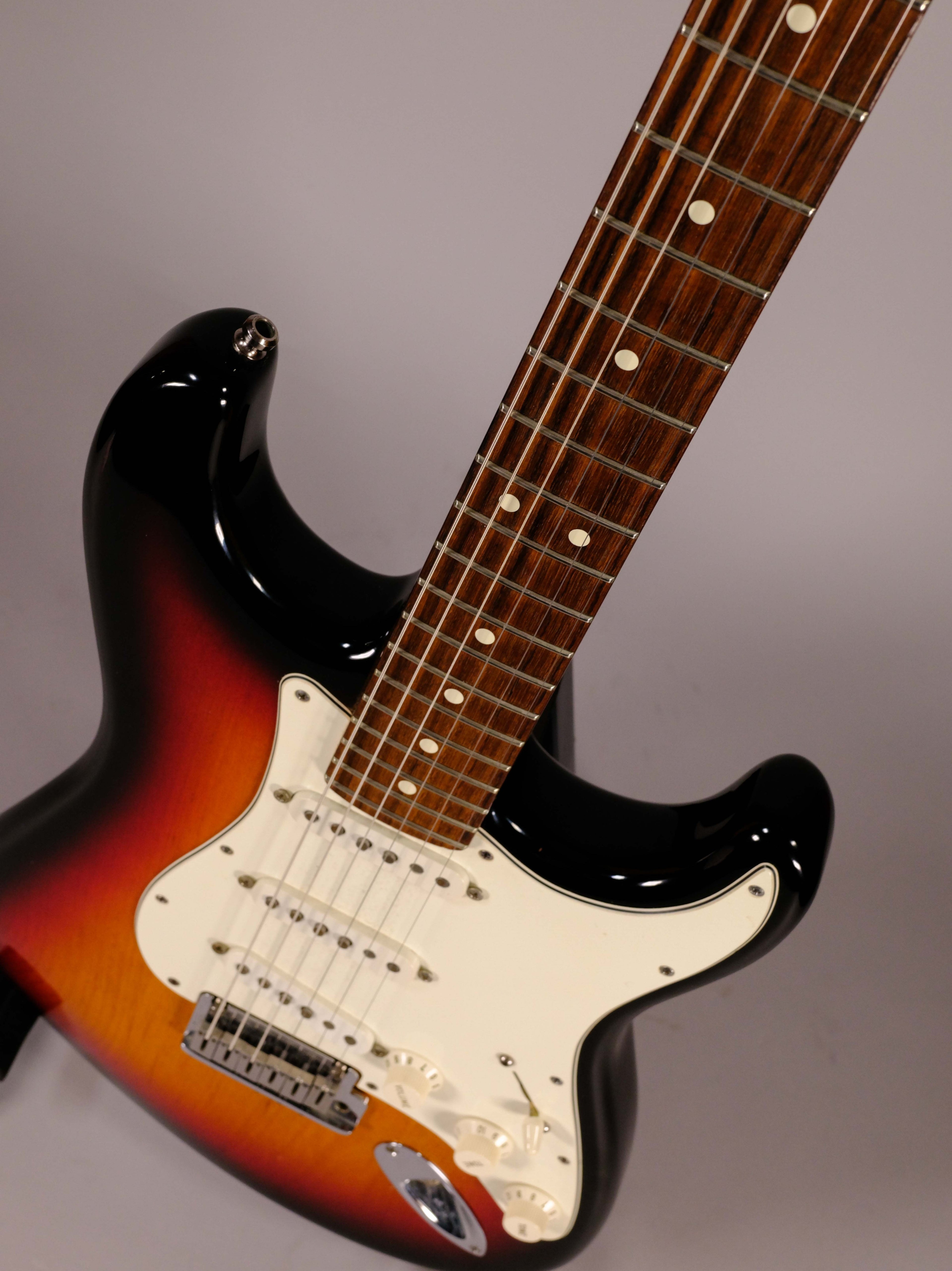 FENDER STRATO AM STANDARD USATA