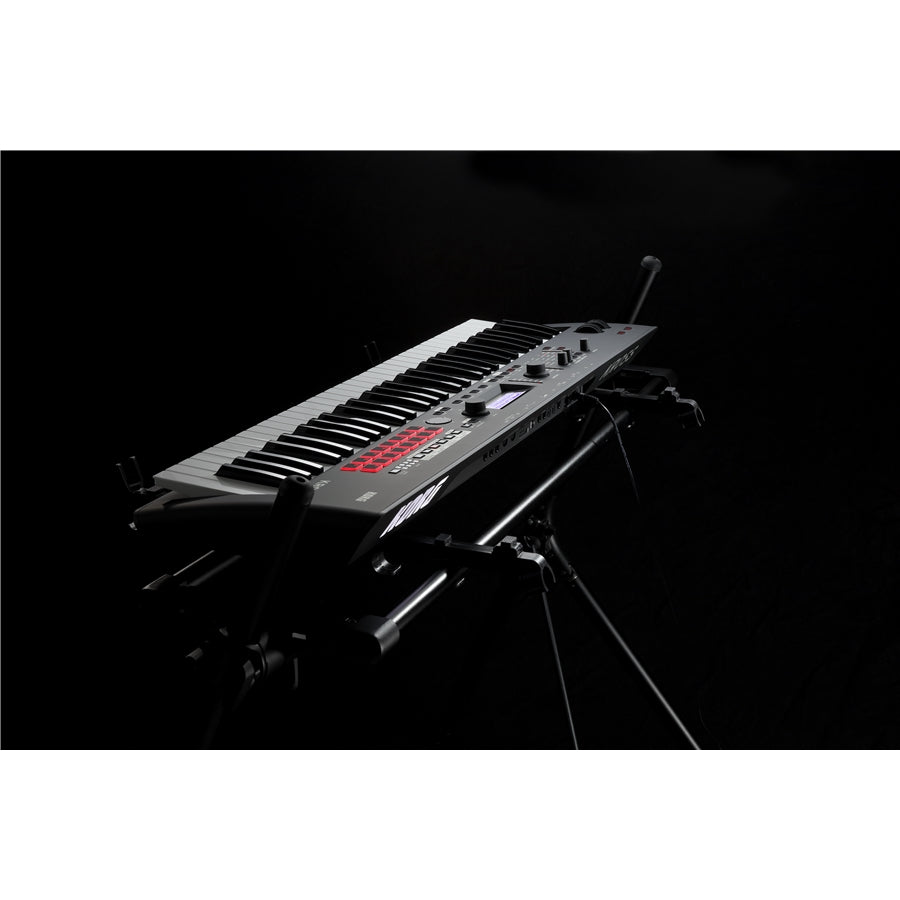 Korg KROSS 2-61 (Super Matte Black)
