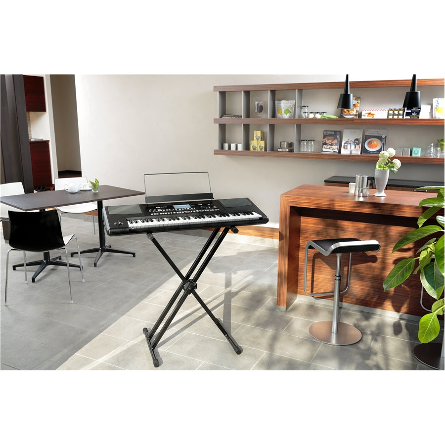 Korg Pa300