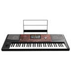 Korg Pa700