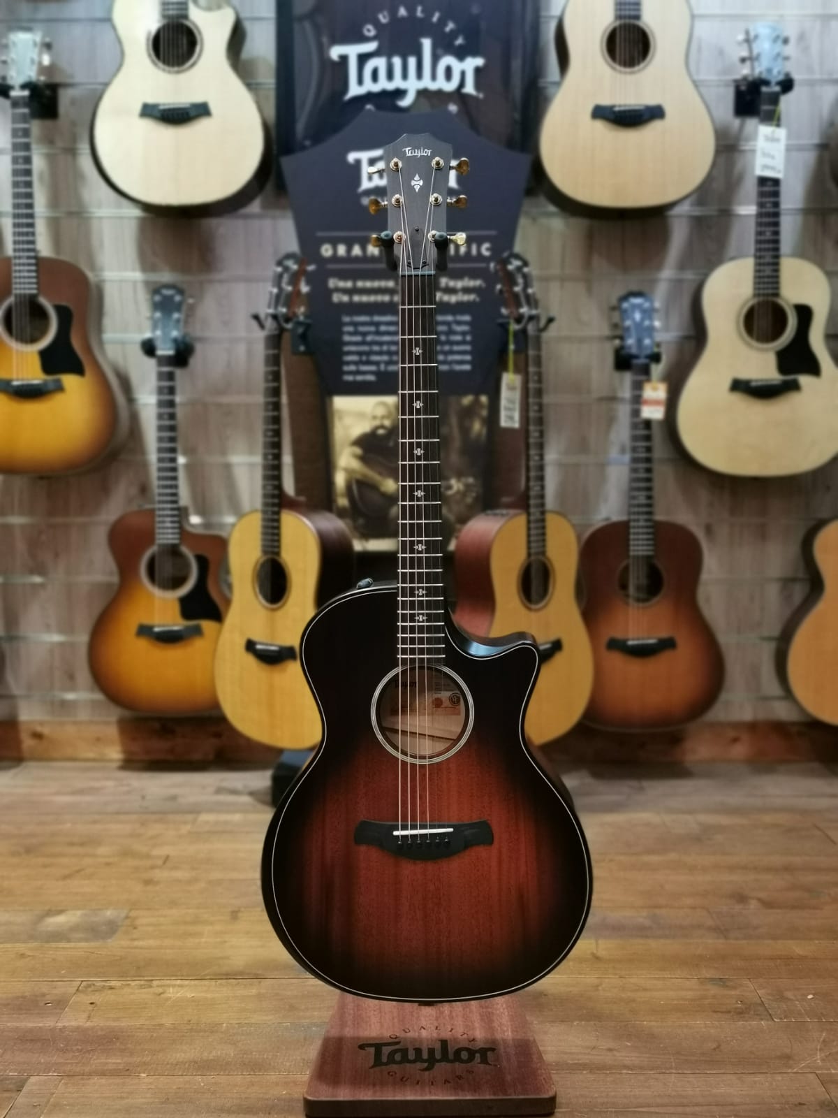Taylor 324Ce Builder'S Edition Chitarra Acustica Elettrificata