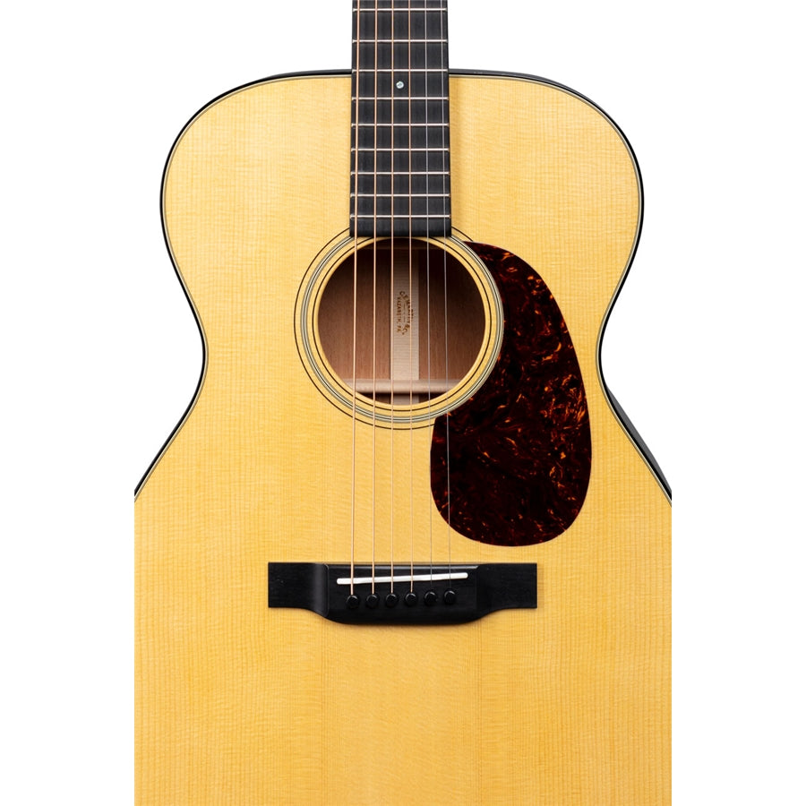 Martin & Co. 00-18 (2025)
