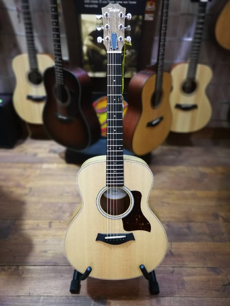 Taylor Gs Mini-E Black Limba Limited Edition Natural