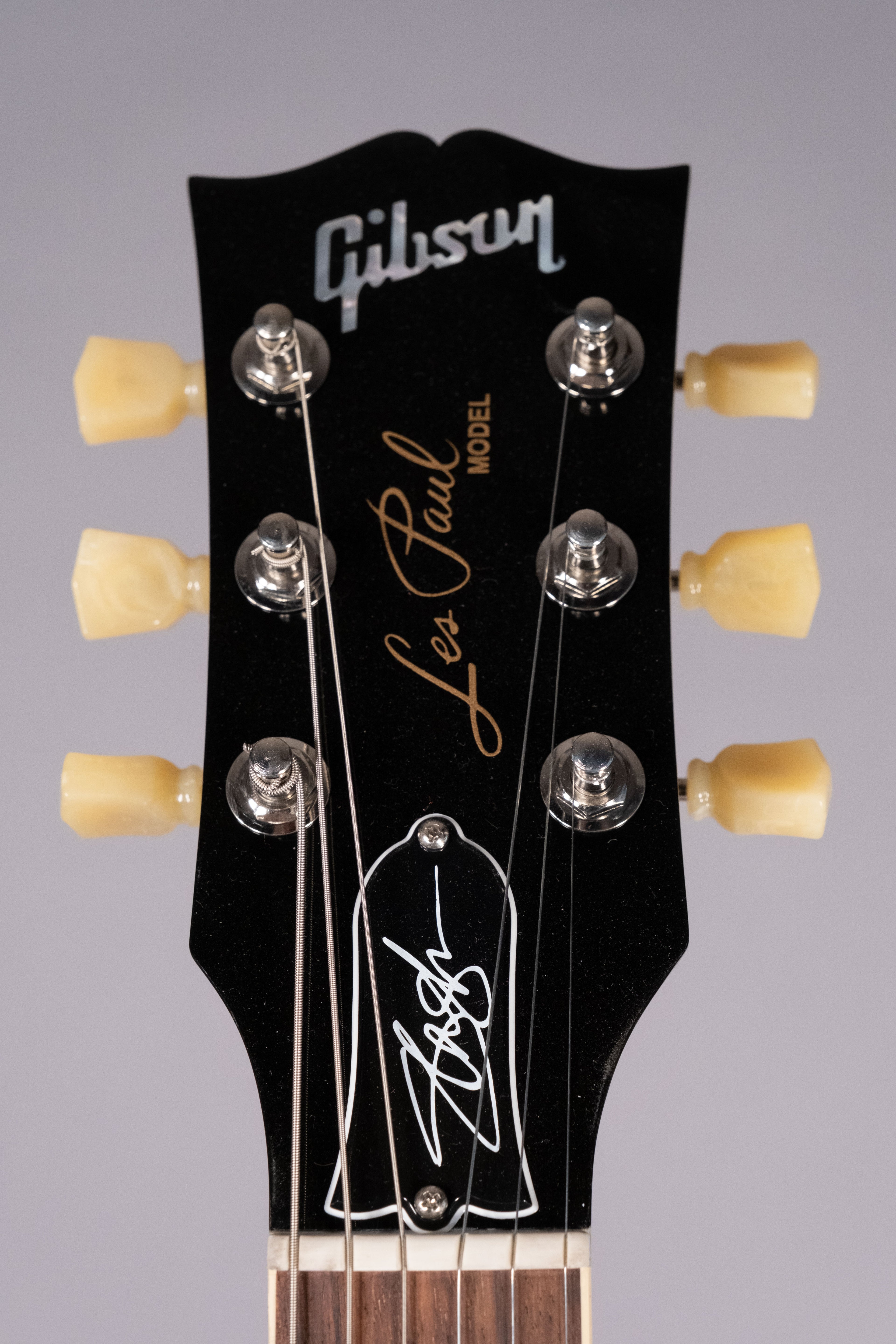 Gibson Slash Victoria Les Paul Standard Goldtop Dark Back