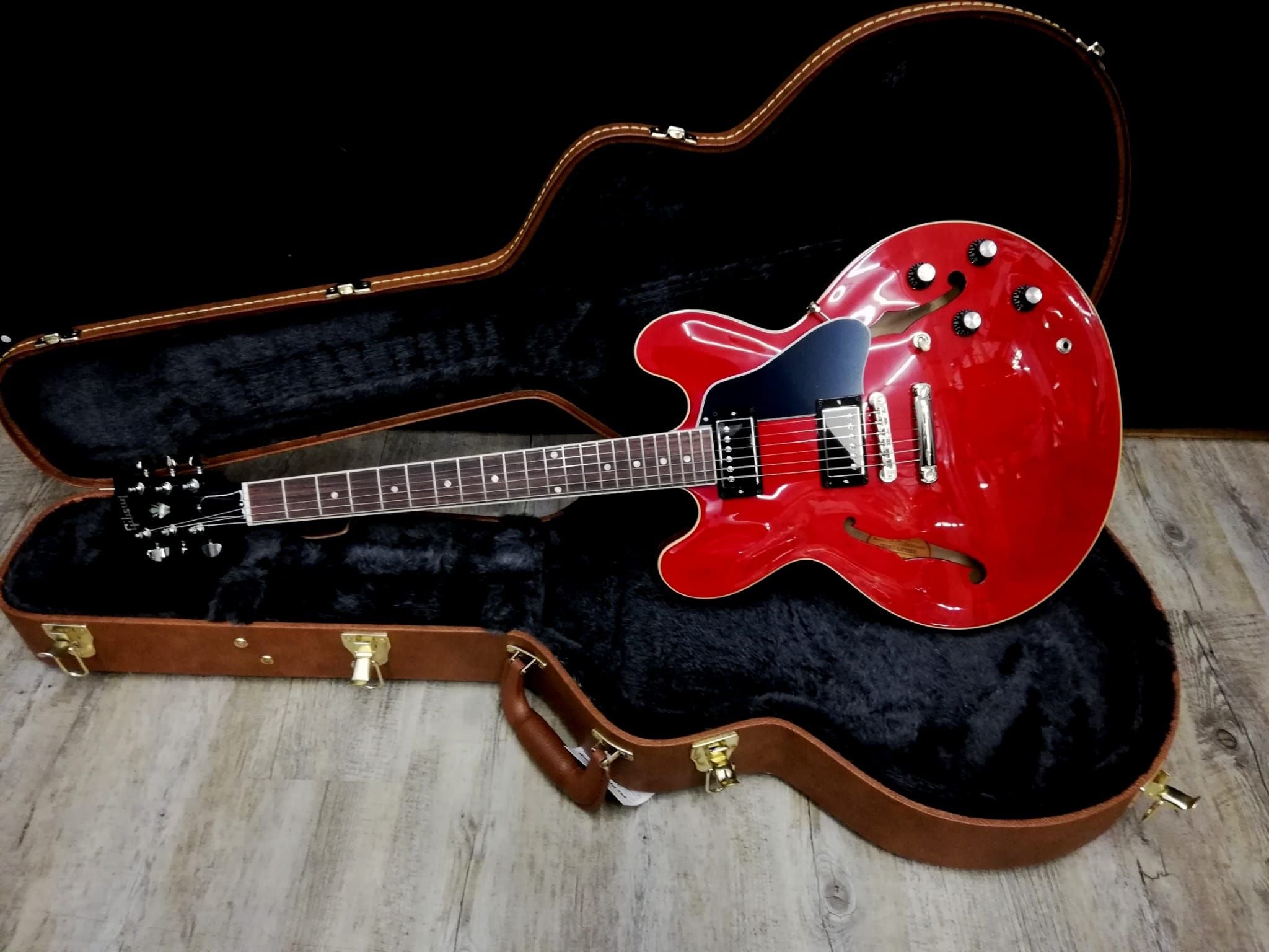 Gibson Es 335 Dot Antique Faded Cherry Chitarra Semiacustica