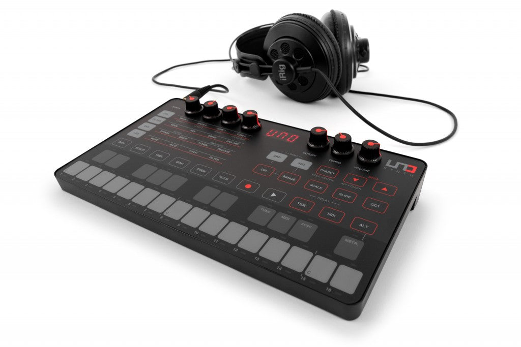 Ik Multimedia UNO Synth Pro Desktop Sintetizzatore Analogico Compatto