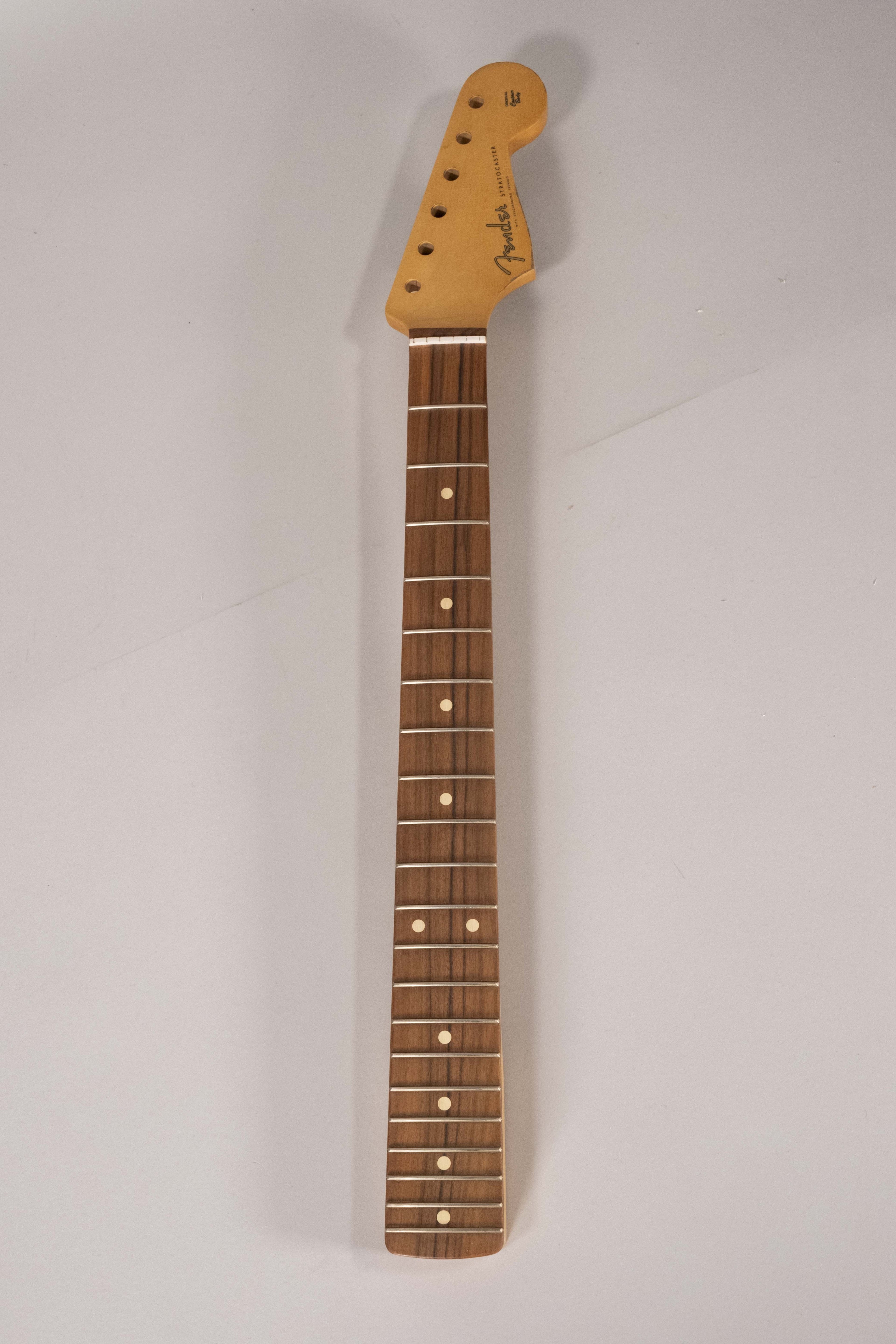 Fender Road Worn 60s Stratocaster Manico 21 Vintage Tall Frets Pau Ferro