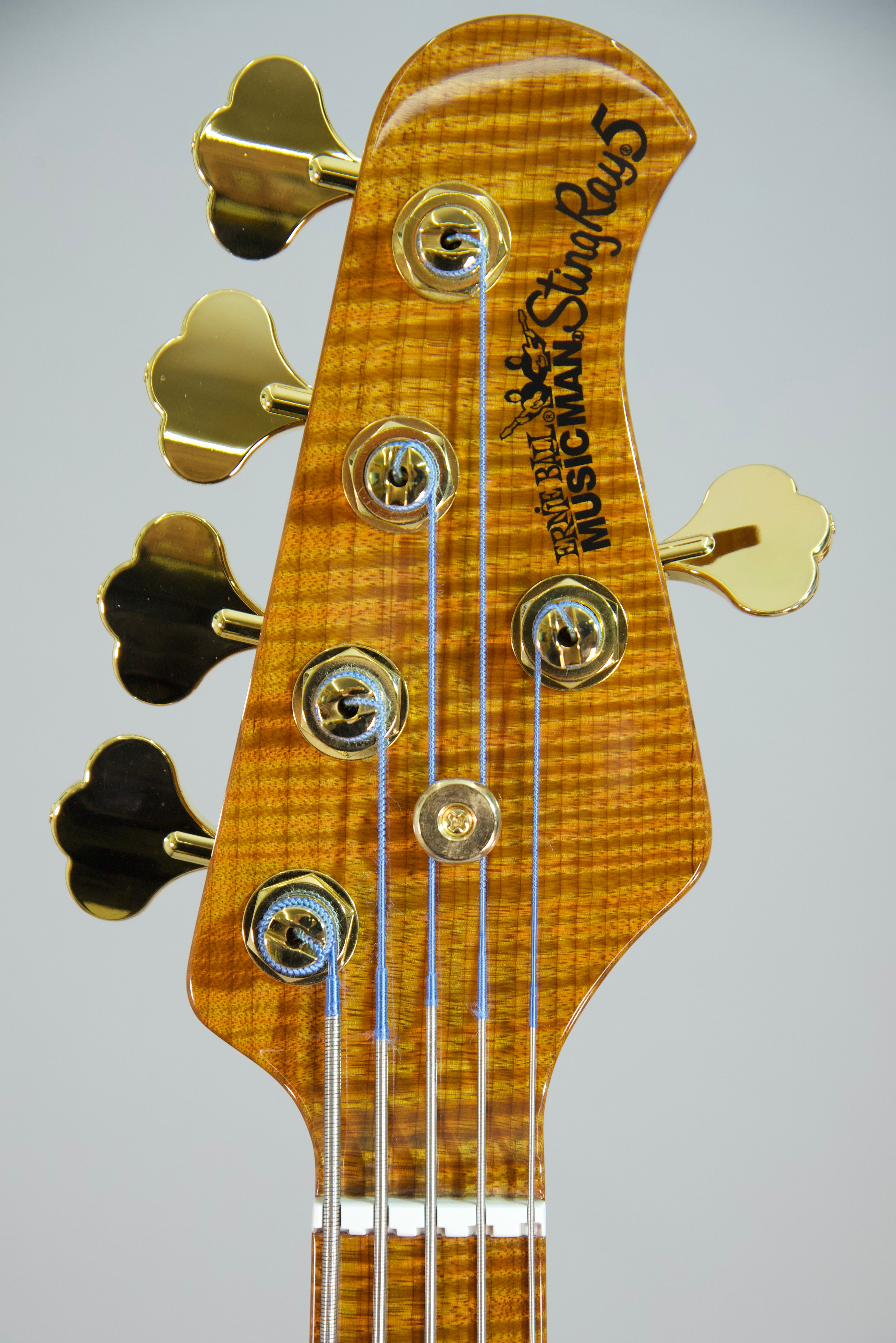 MusicMan BFR Stingray 5 Special Fuego Fretless 21 Of 105