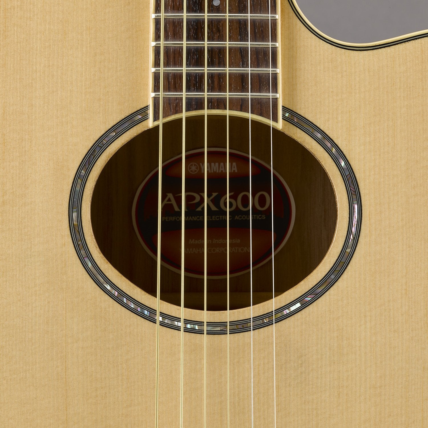 Yamaha Apx600 Chitarra Acustica Elettrificata Natural