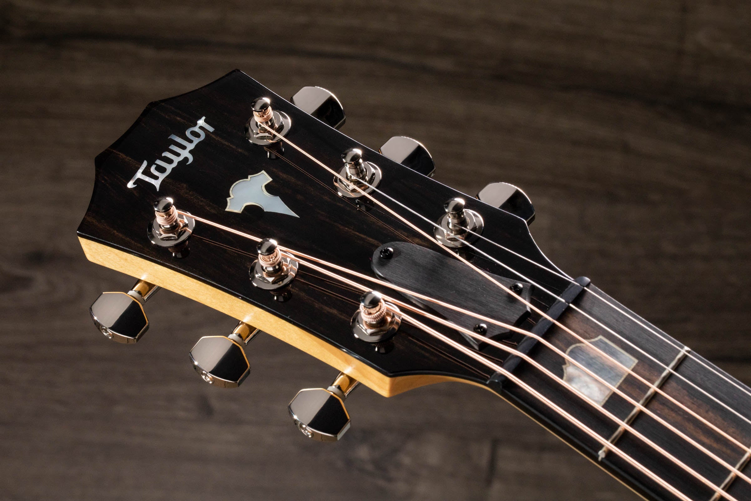 Taylor Gt611e Ltd  Antique Blonde Chitarra Acustica Elettrificata