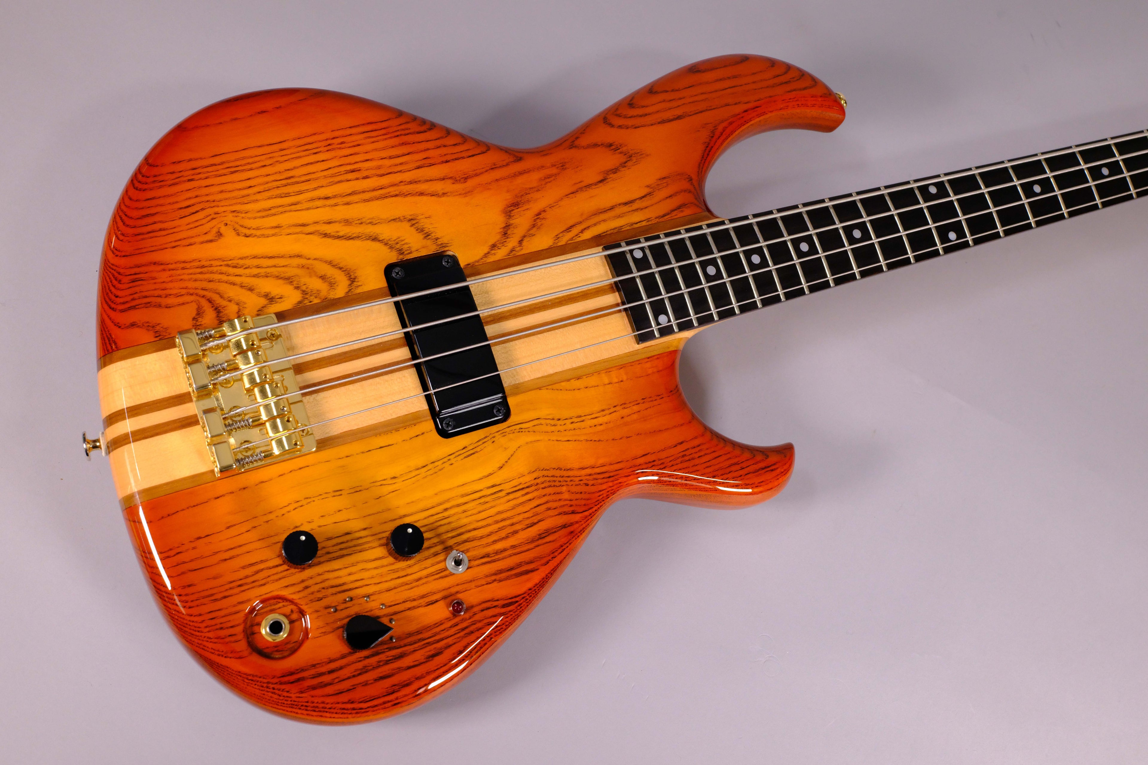 ARIA PRO2 SB1000 USATO