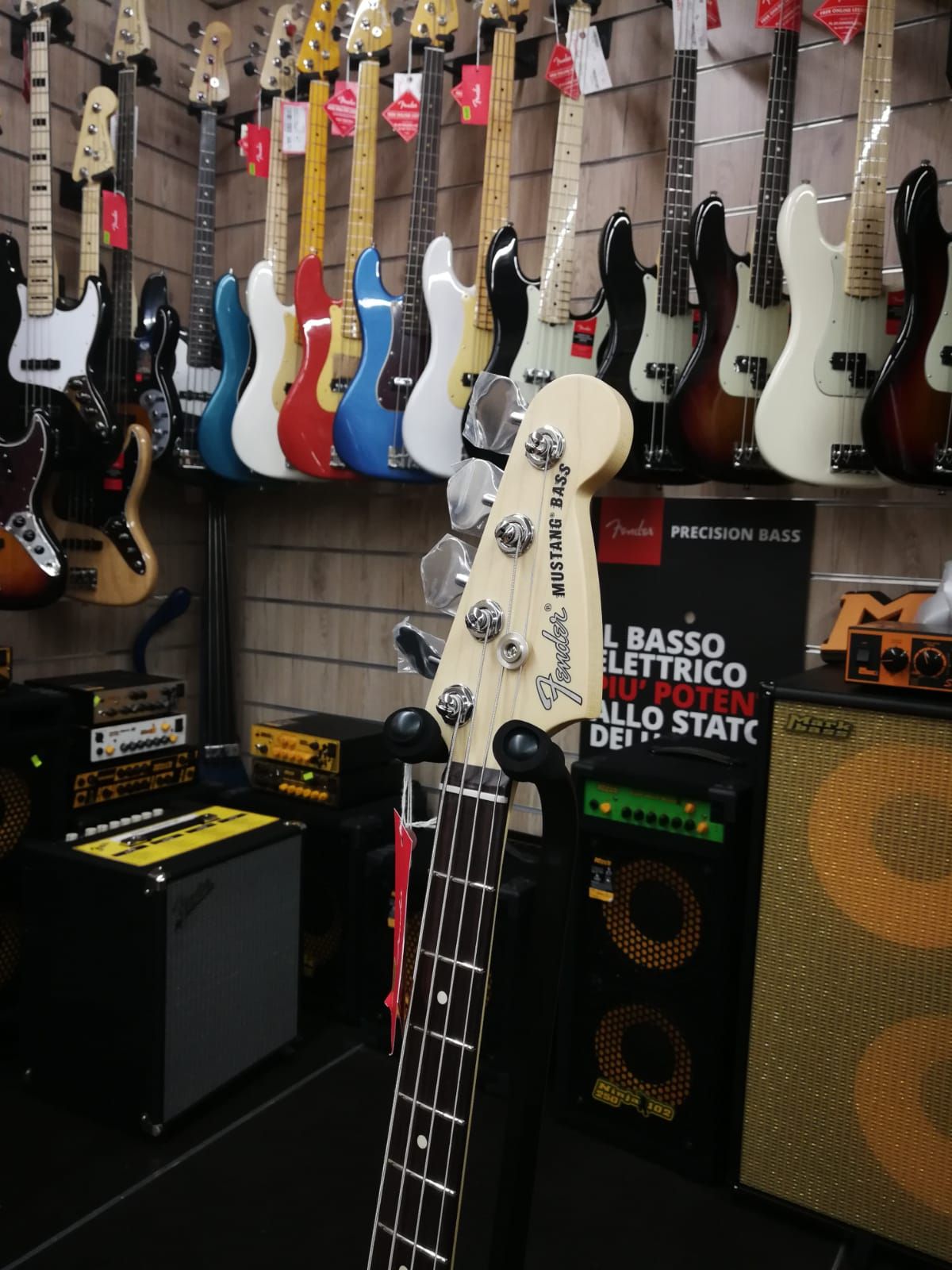 Fender American Performer Mustang Bass Satin Surf Green