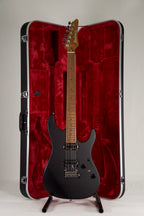 Ibanez Az2402-Bkf Black Flat con Case Chitarra Elettrica
