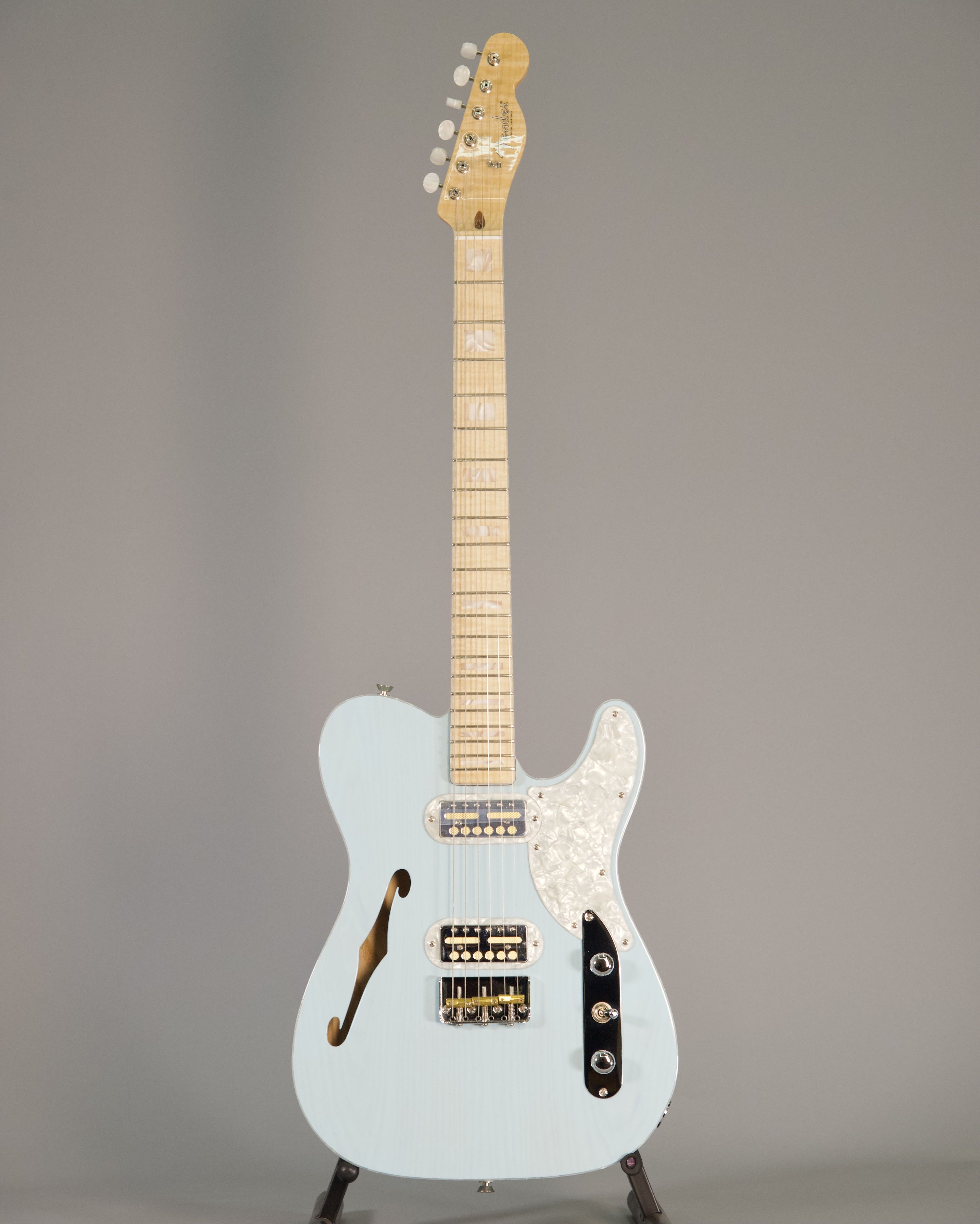Fender Parallel Universe Vol II Tele Magico Transparent Daphne Blue