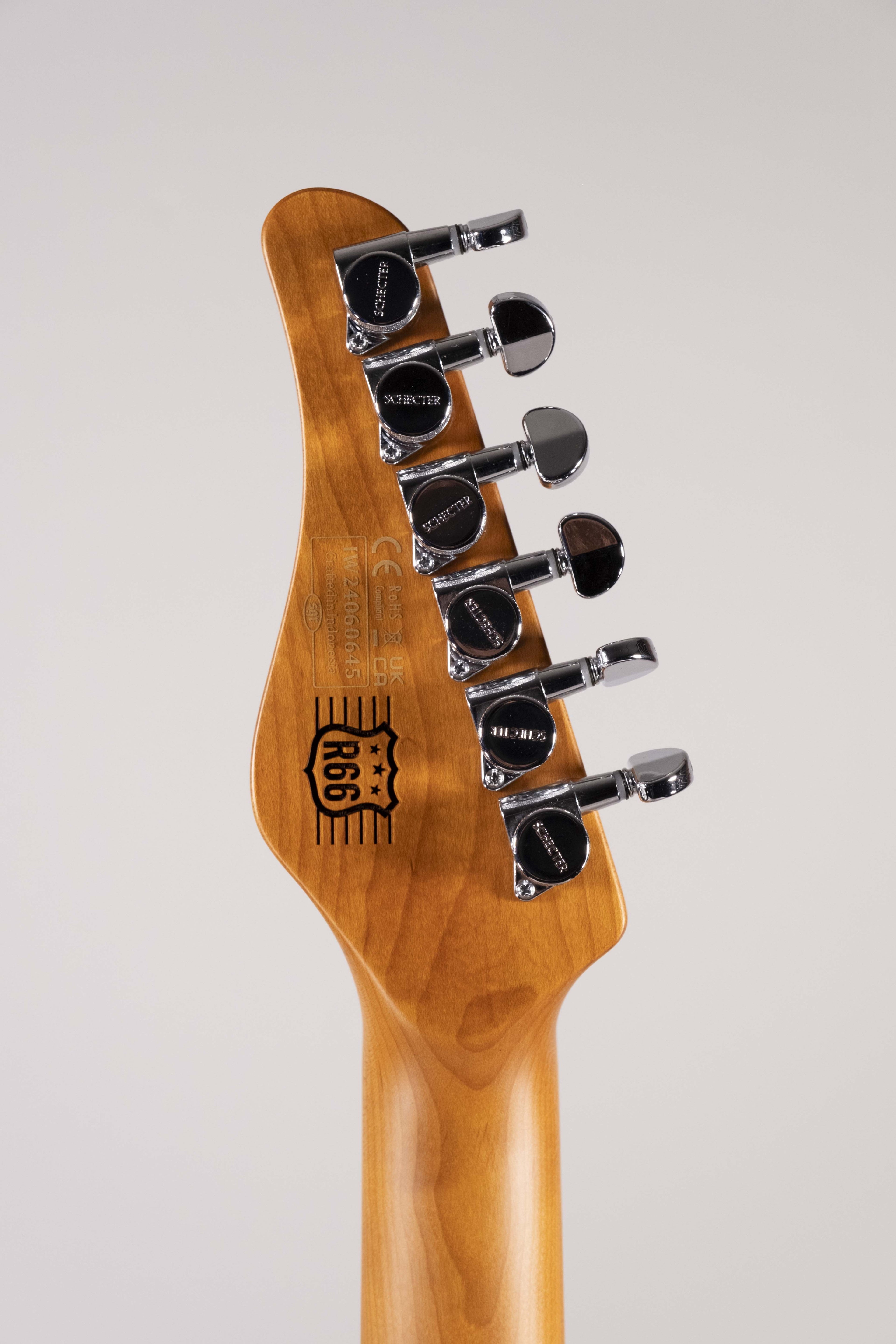 Schecter R66 Elite II Roasted Maple Traditional Vintage