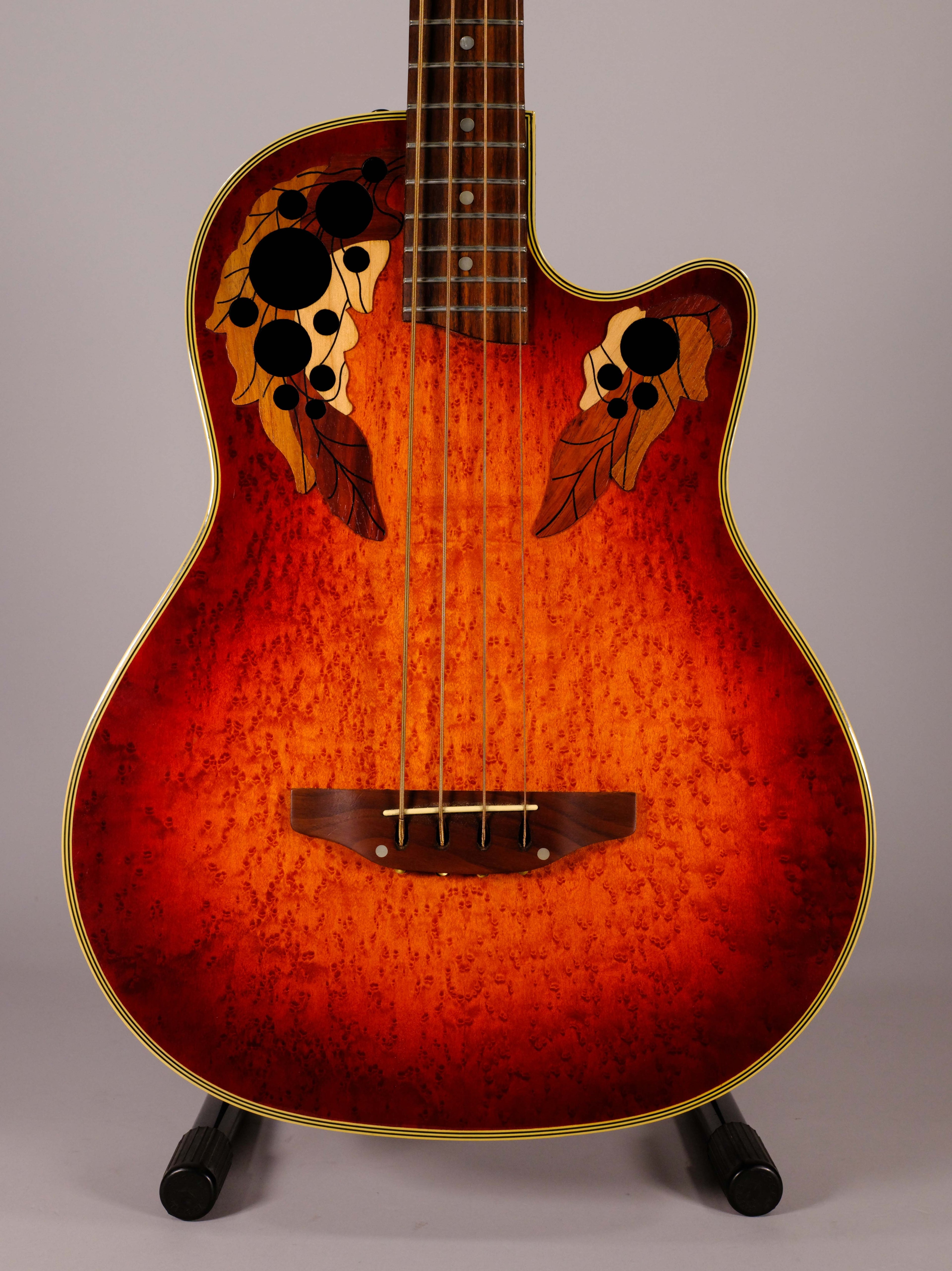 OVATION BASS CELEBRITY DELUXE USATO