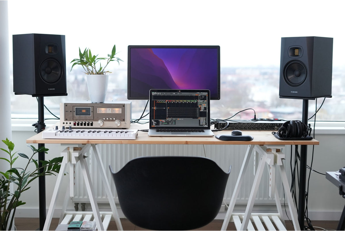 Adam Audio T7V