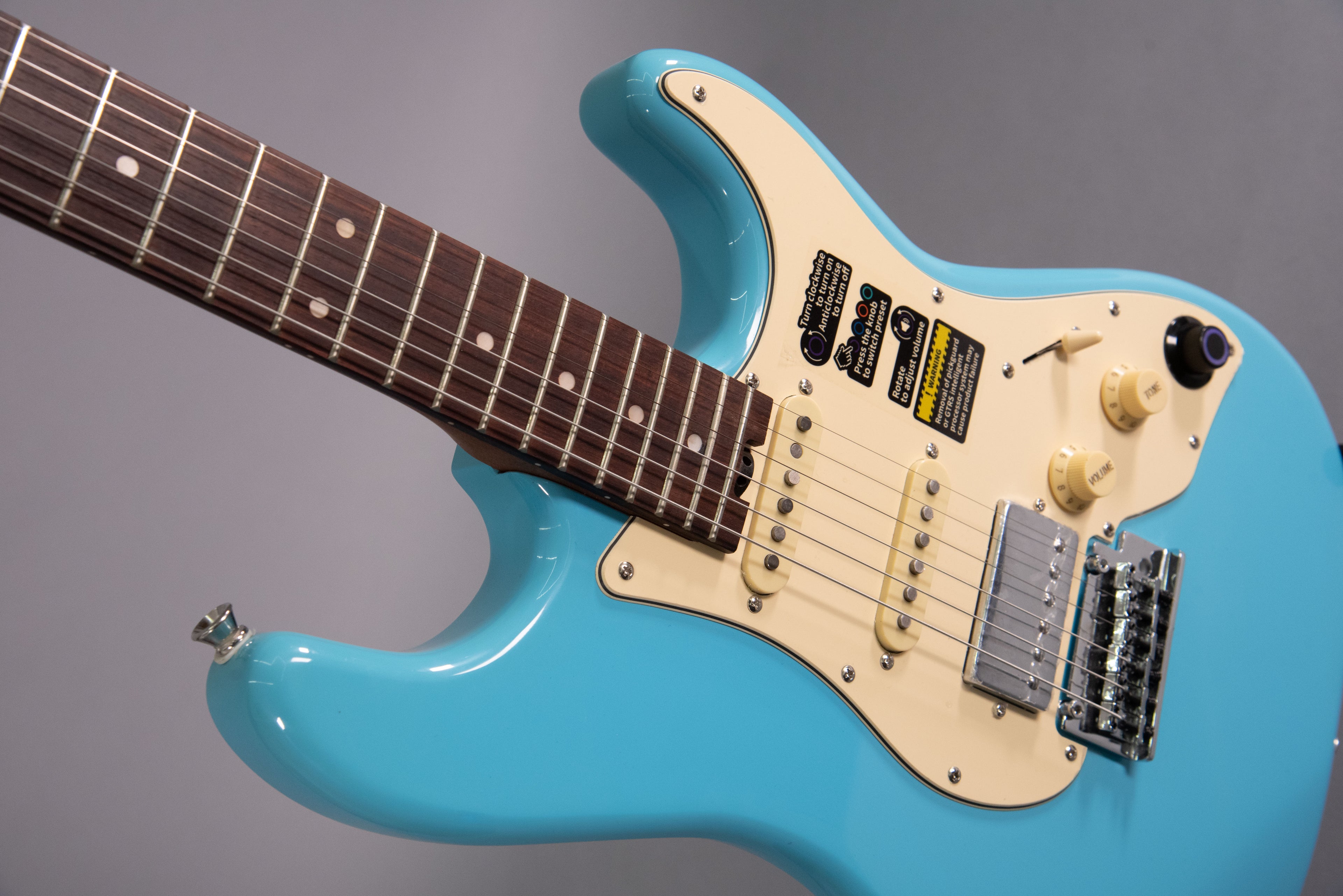Mooer Gtrs S800 Standard Sonic Blue Electric Guitar with Digital Processor