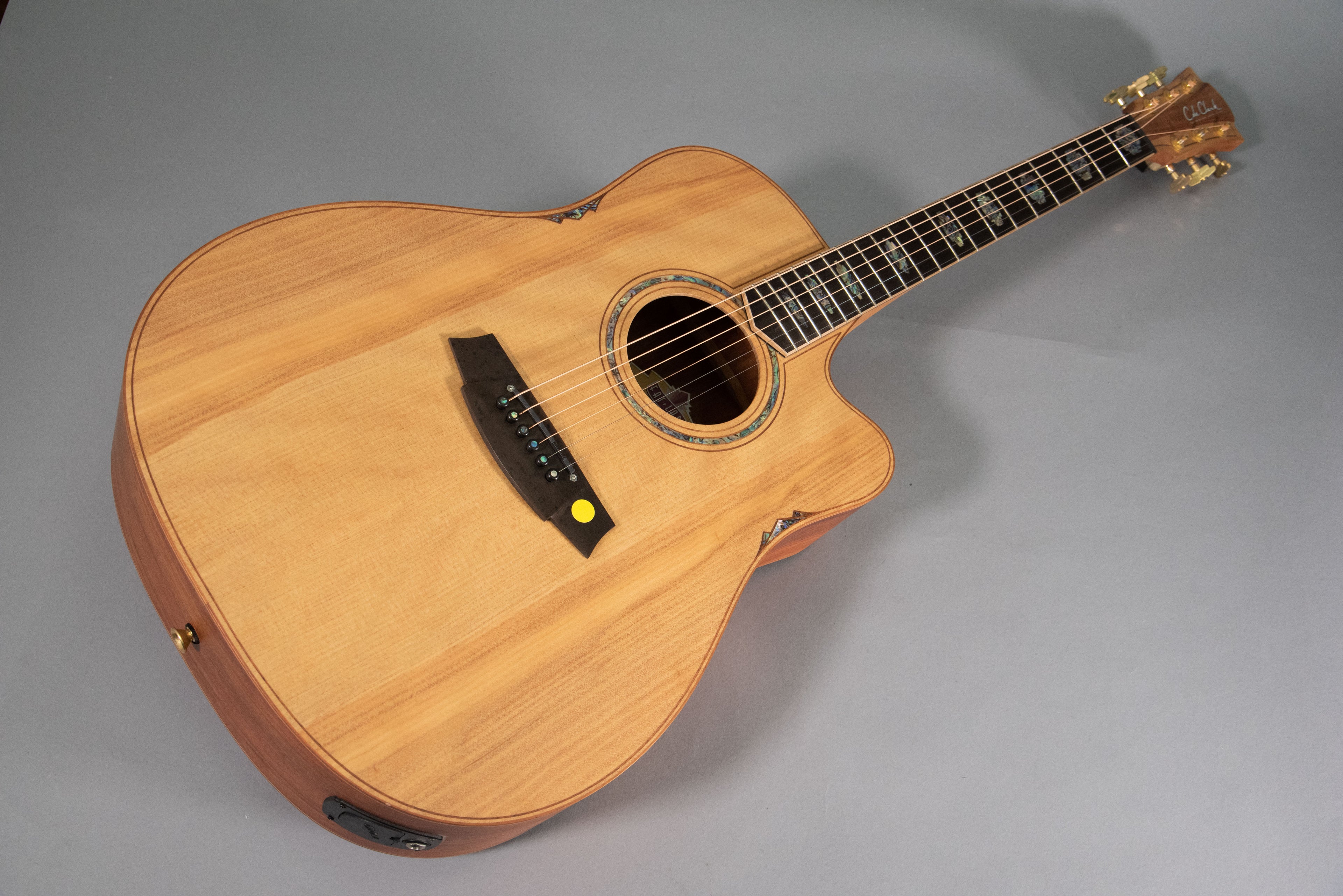 Cole Clark Fat Lady 3 Dreadnought Cutaway Elettrificata