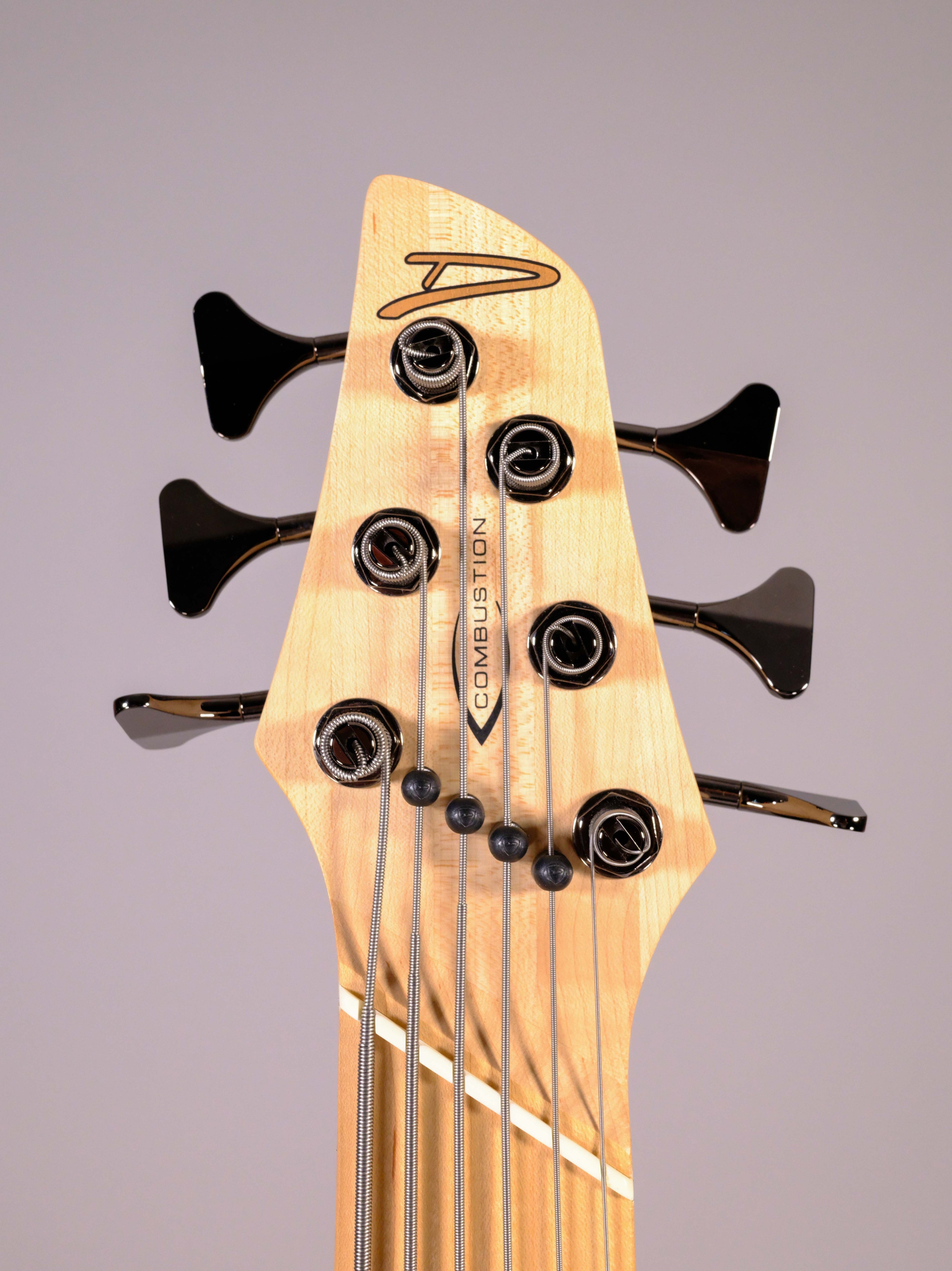 DINGWALL COMBUSTION 6 USATO
