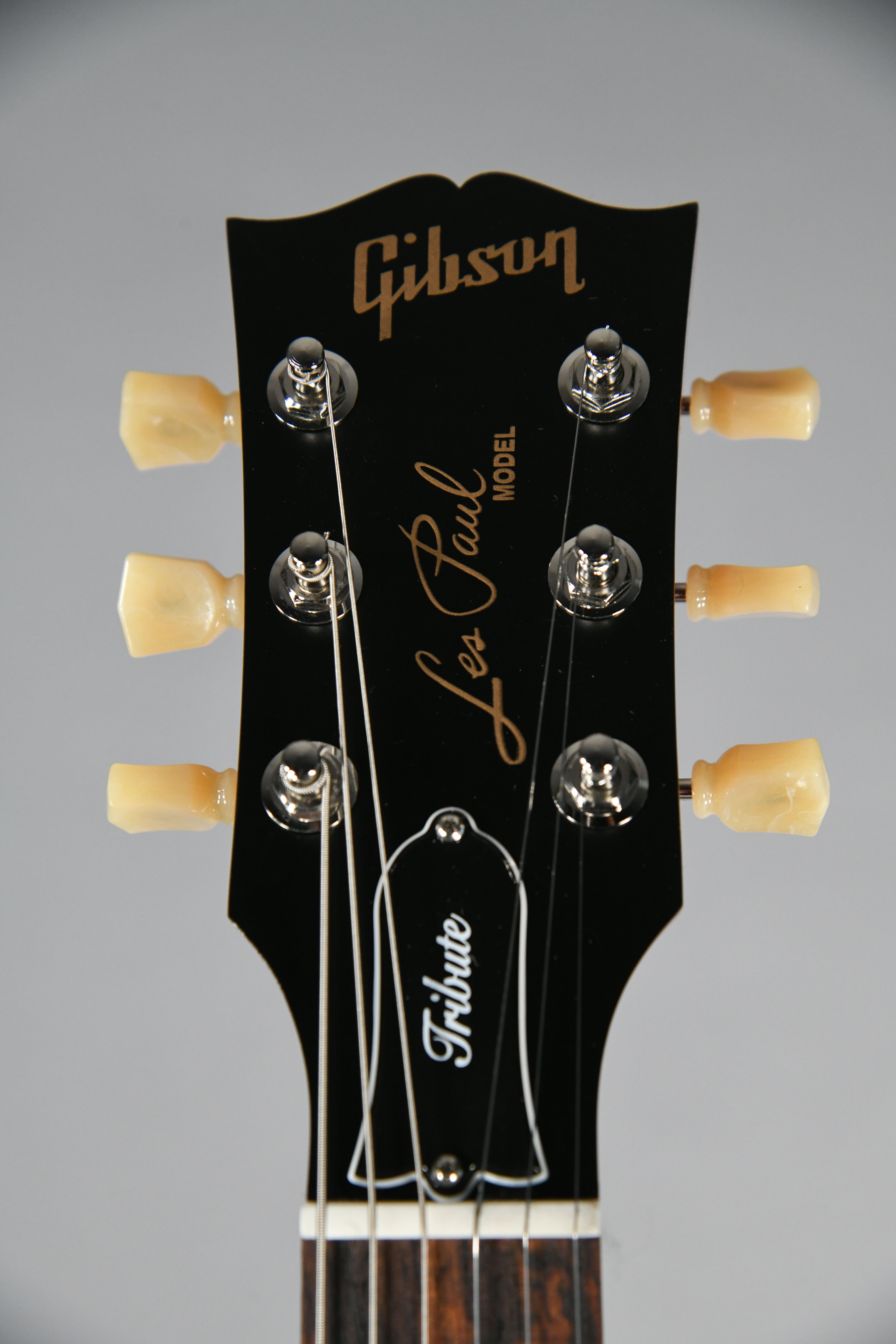 Gibson Les Paul Tribute Satin Cherry Sunburst