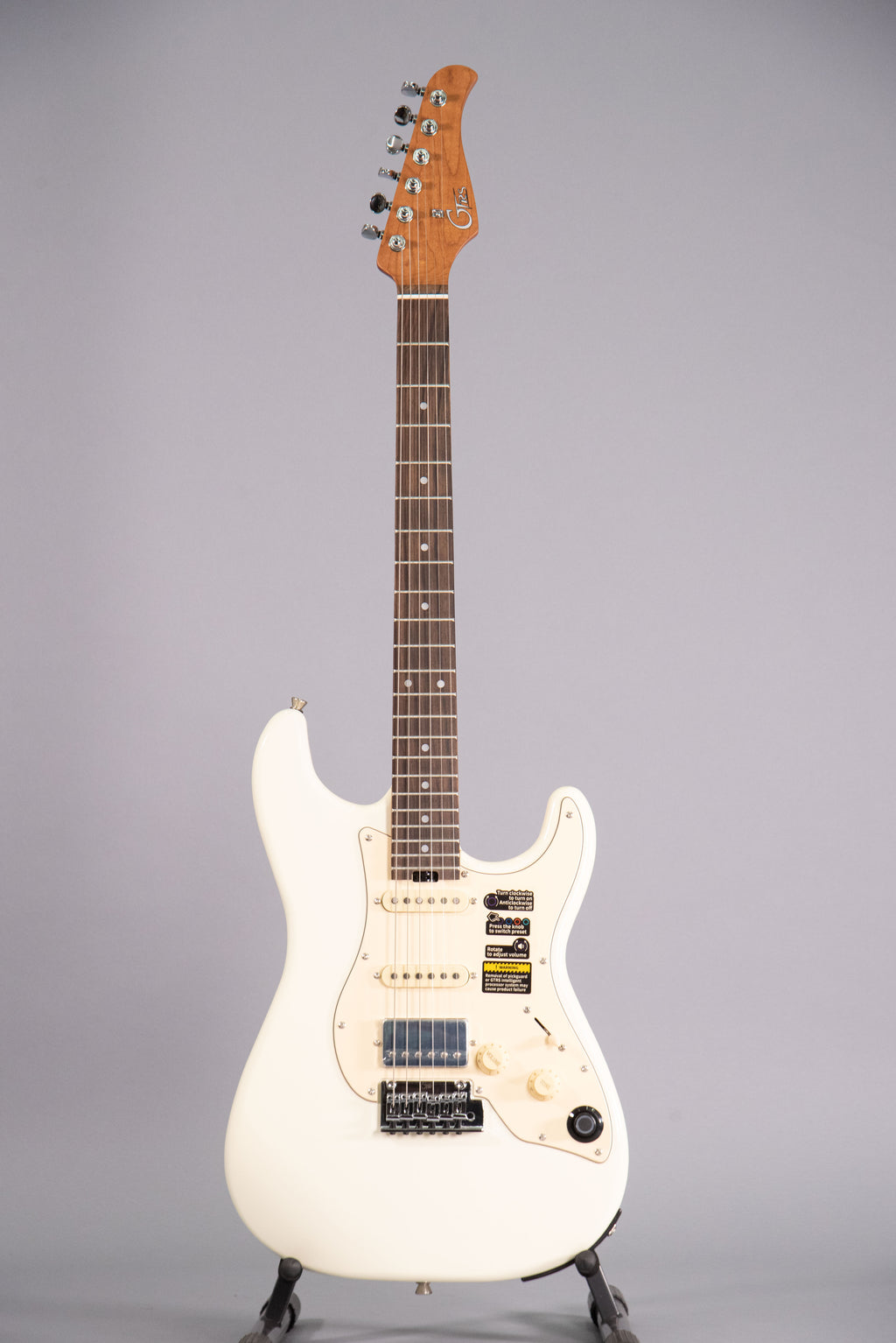 Mooer Gtrs S800 Standard Vintage White Chitarra Elettrica con Processore Digital