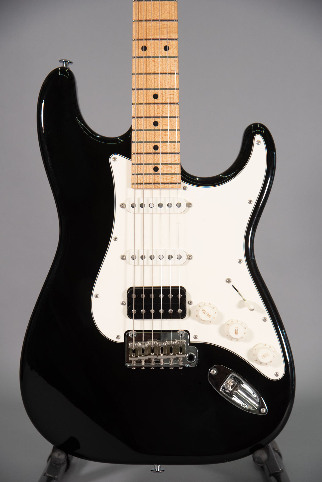 Suhr Classic S Antique MP HSS Black