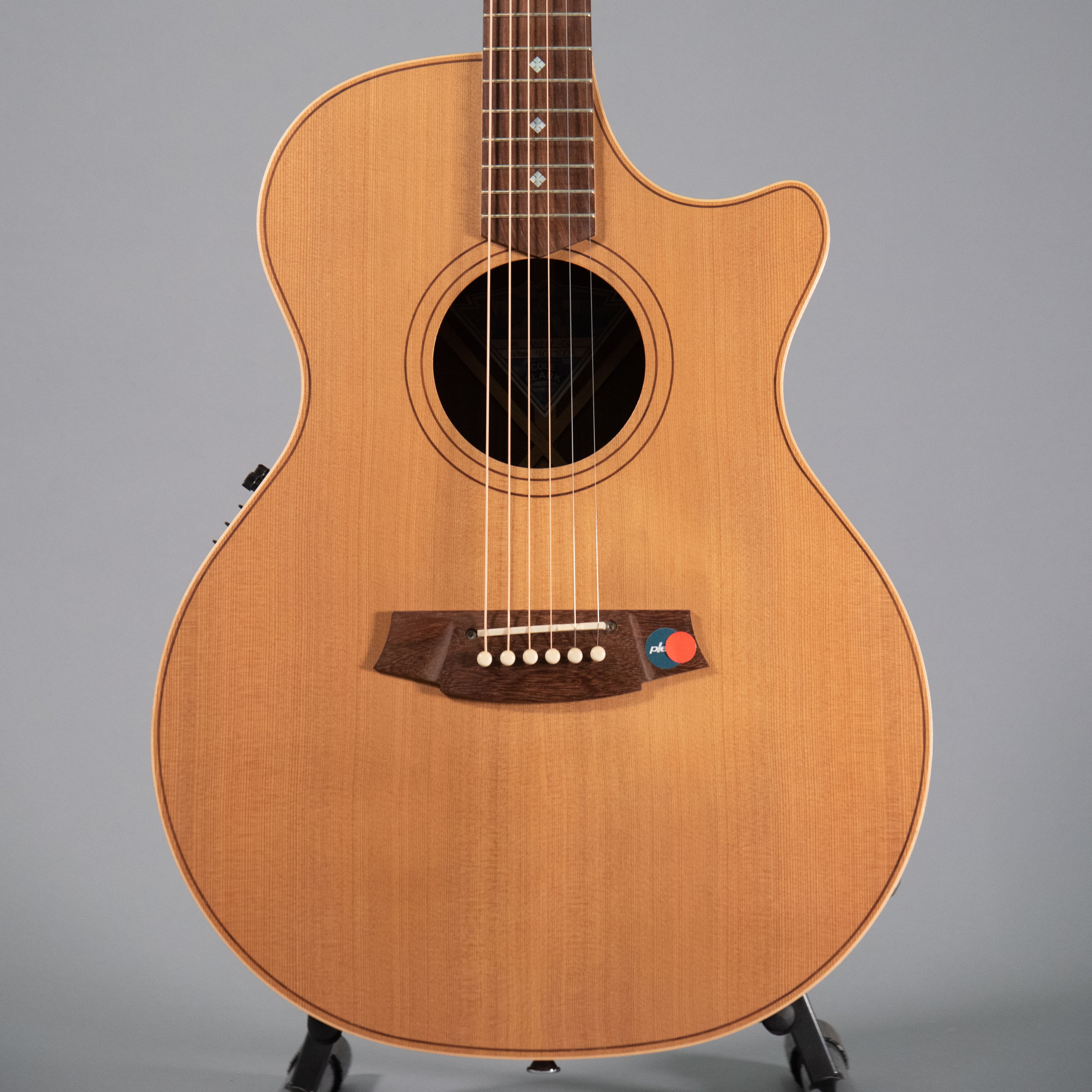 Cole Clark Angel 2 Grand Auditorium Cutway Elettrificata Serie An2
