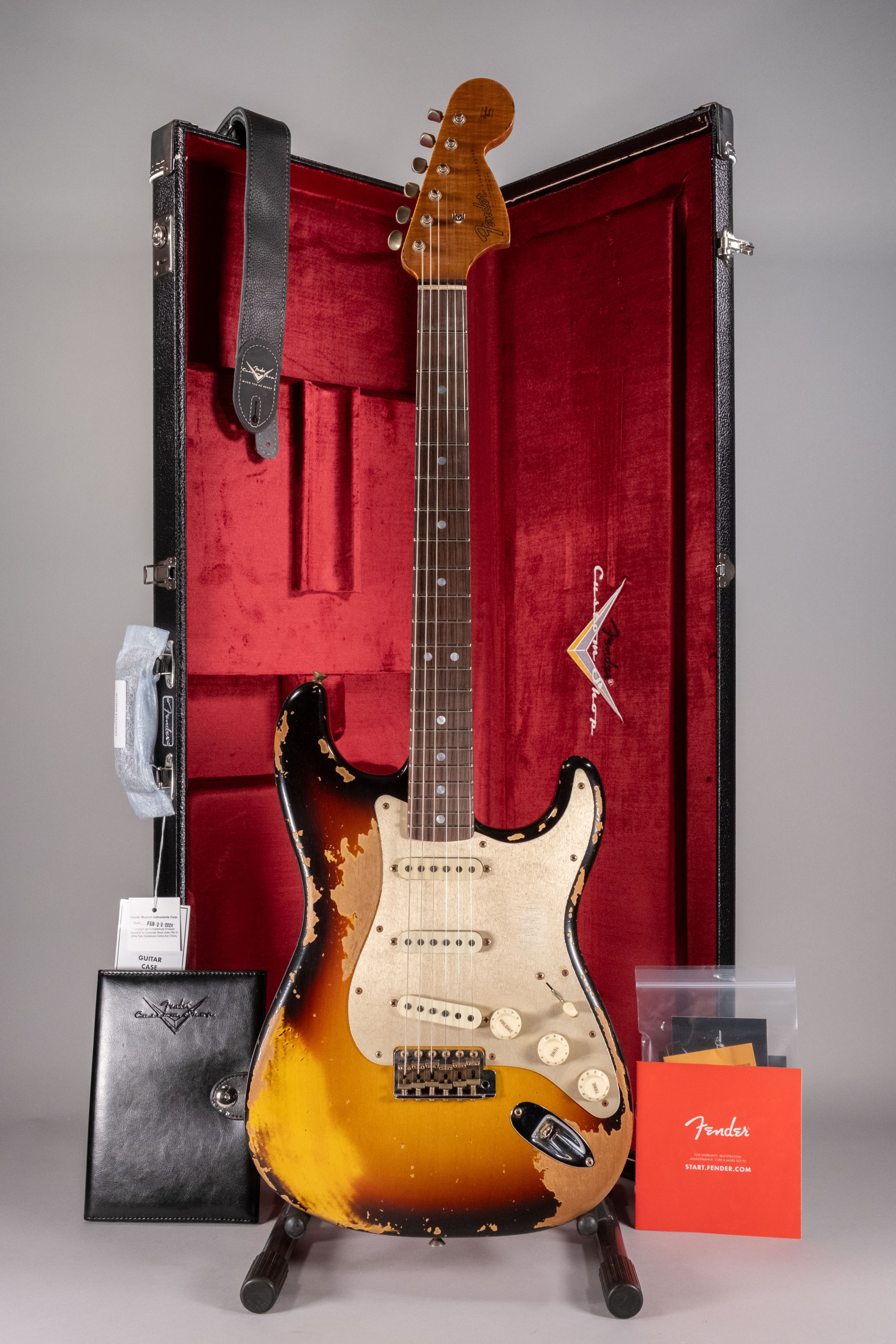 Fender Custom Shop LTD Roasted Bighead Stratocaster Super Heavy Relic 3 Color Sunburst