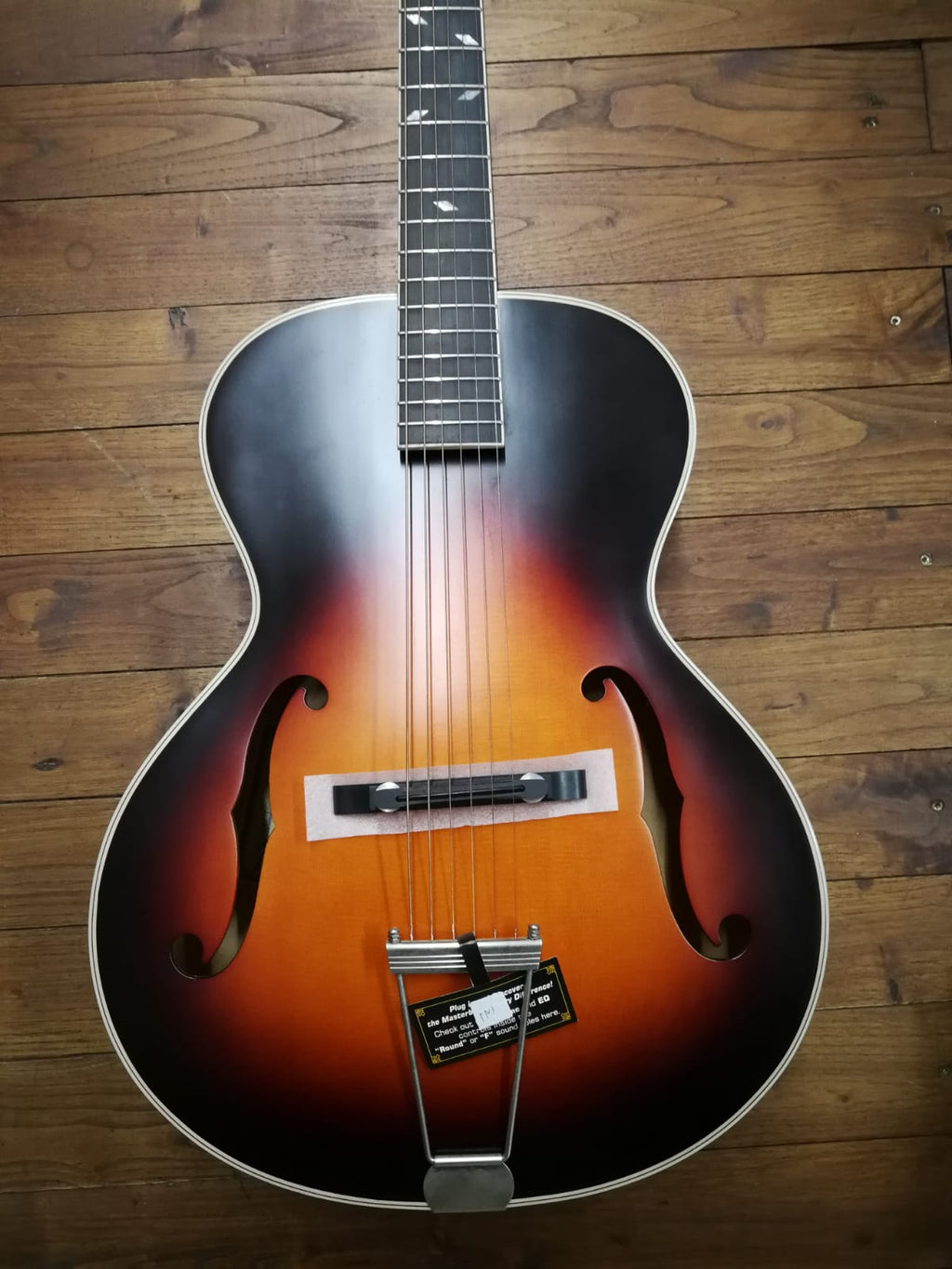 Epiphone Zenith F Hole Masterbild Vintage Sunburst