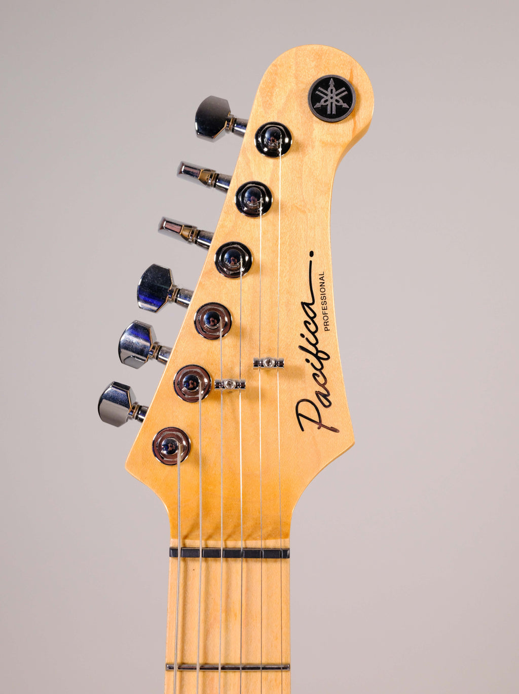 Yamaha Pacifica Professional Maple Black Metallic