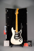 Fender Nile Rodgers Hitmaker Stratocaster Maple Olympic White