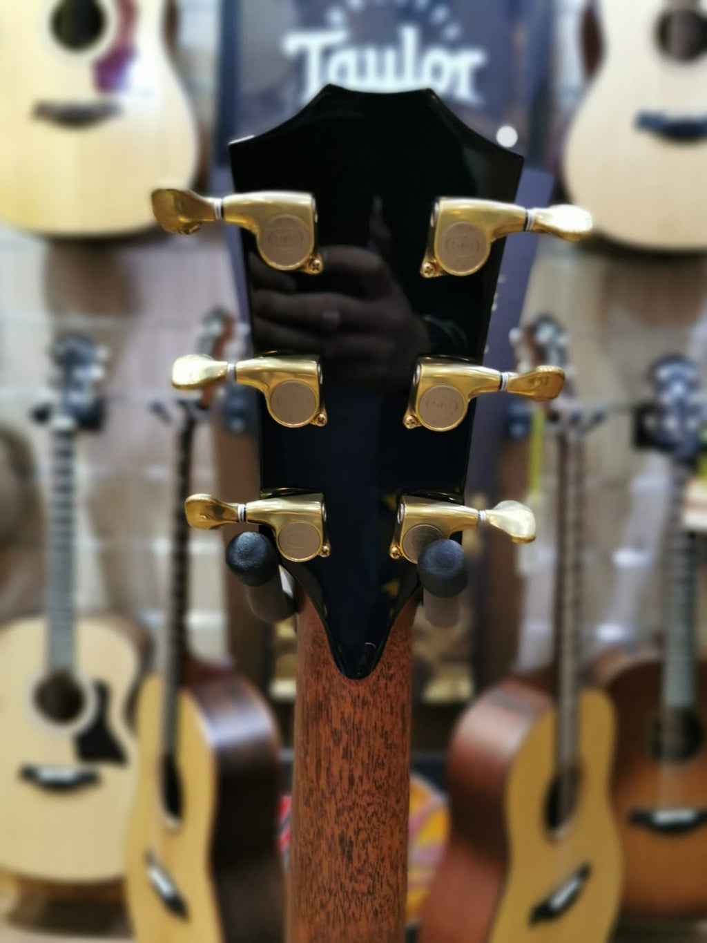 Taylor 914Ce V-Class Chitarra Acustica Elettrificata