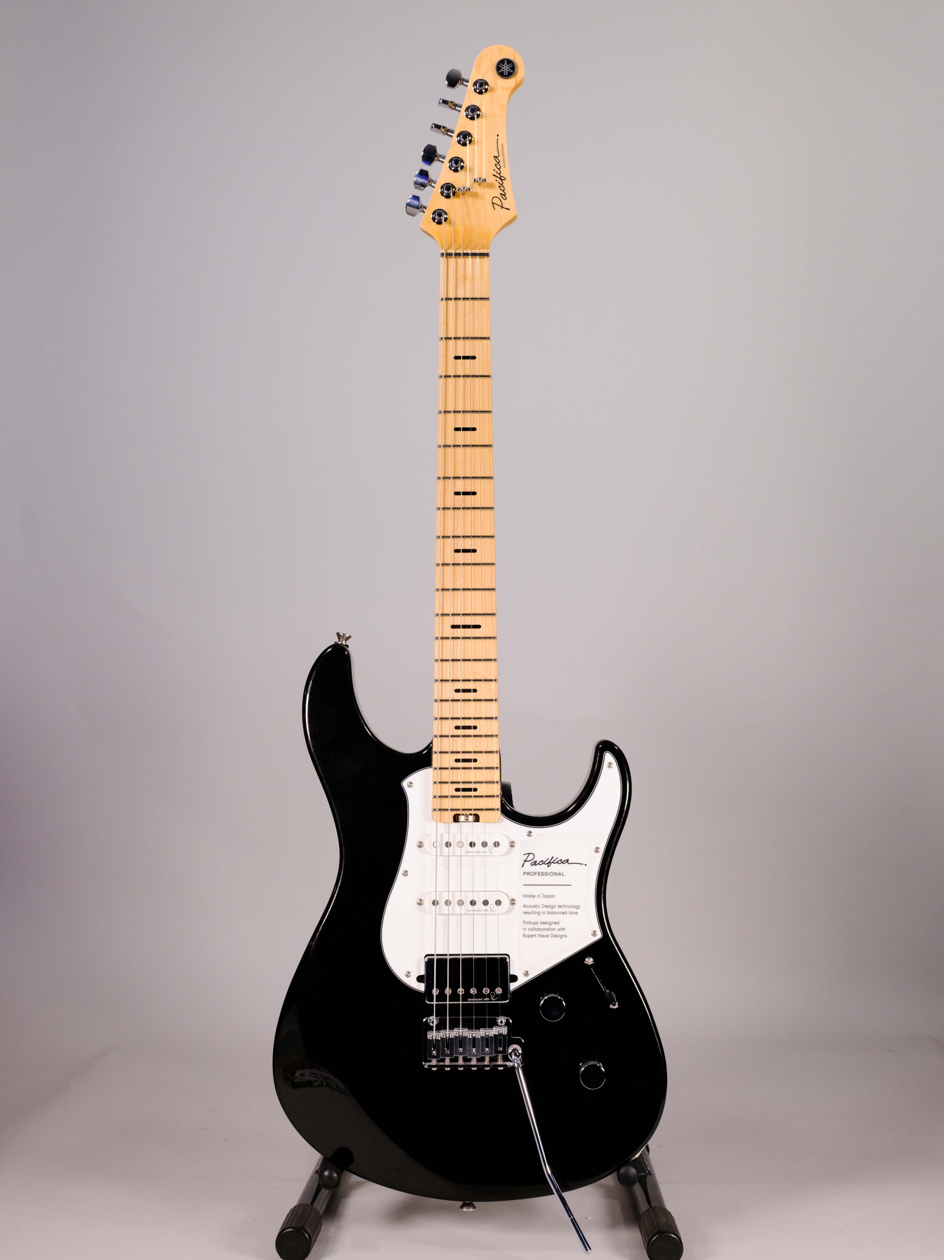 Yamaha Pacifica Professional Maple Black Metallic