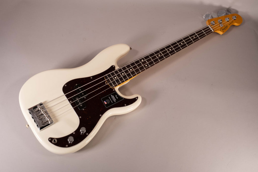 Fender American Professional Precision Bass Rosewood Fingerboard Olympic White