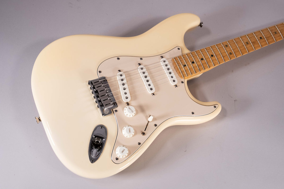 FENDER STRATOCASTER AM STD USATA