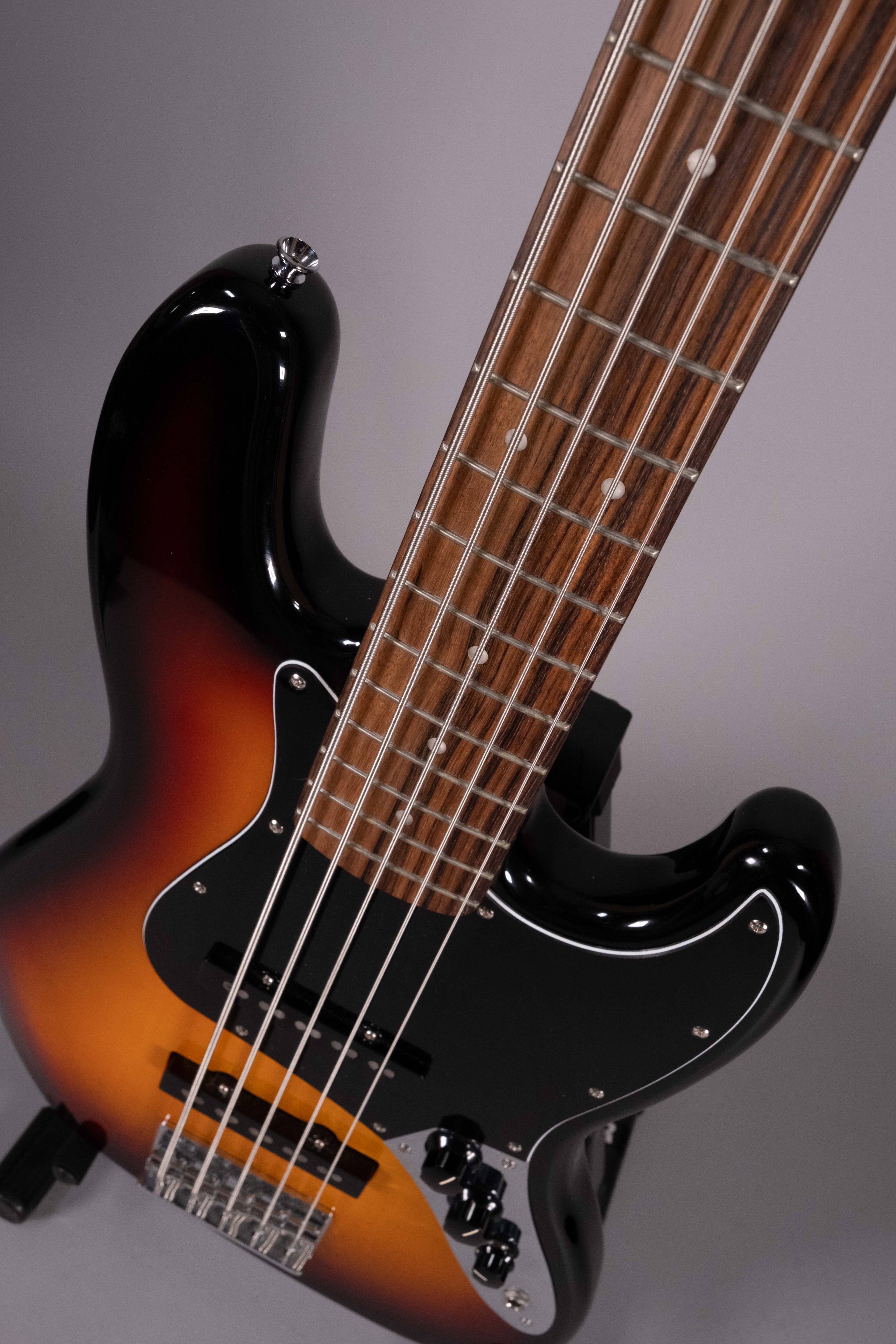 SQUIER JAZZ 5C USATO