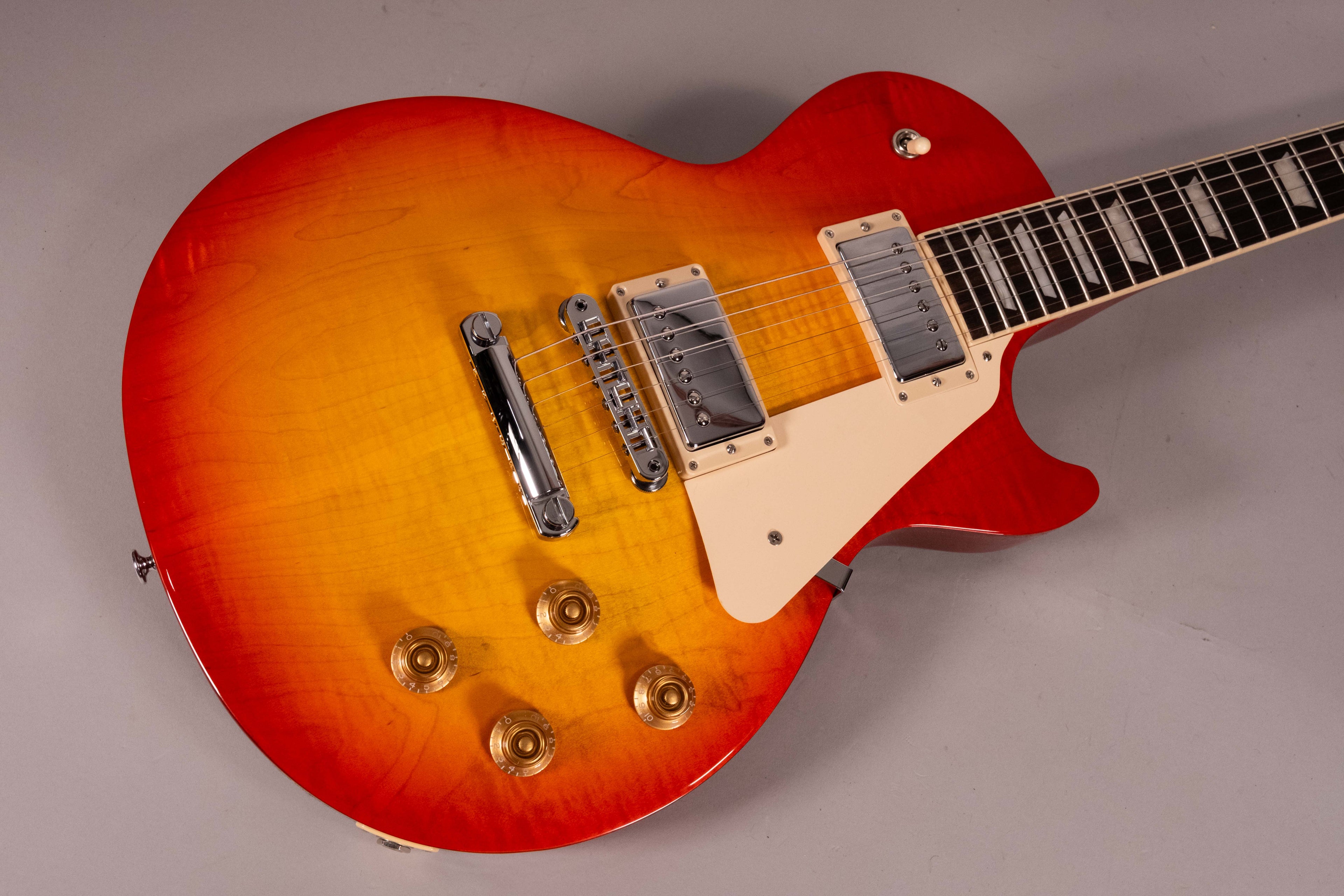 Gibson Les Paul Studio Figured Washed Cherry Sunburst Exclusive