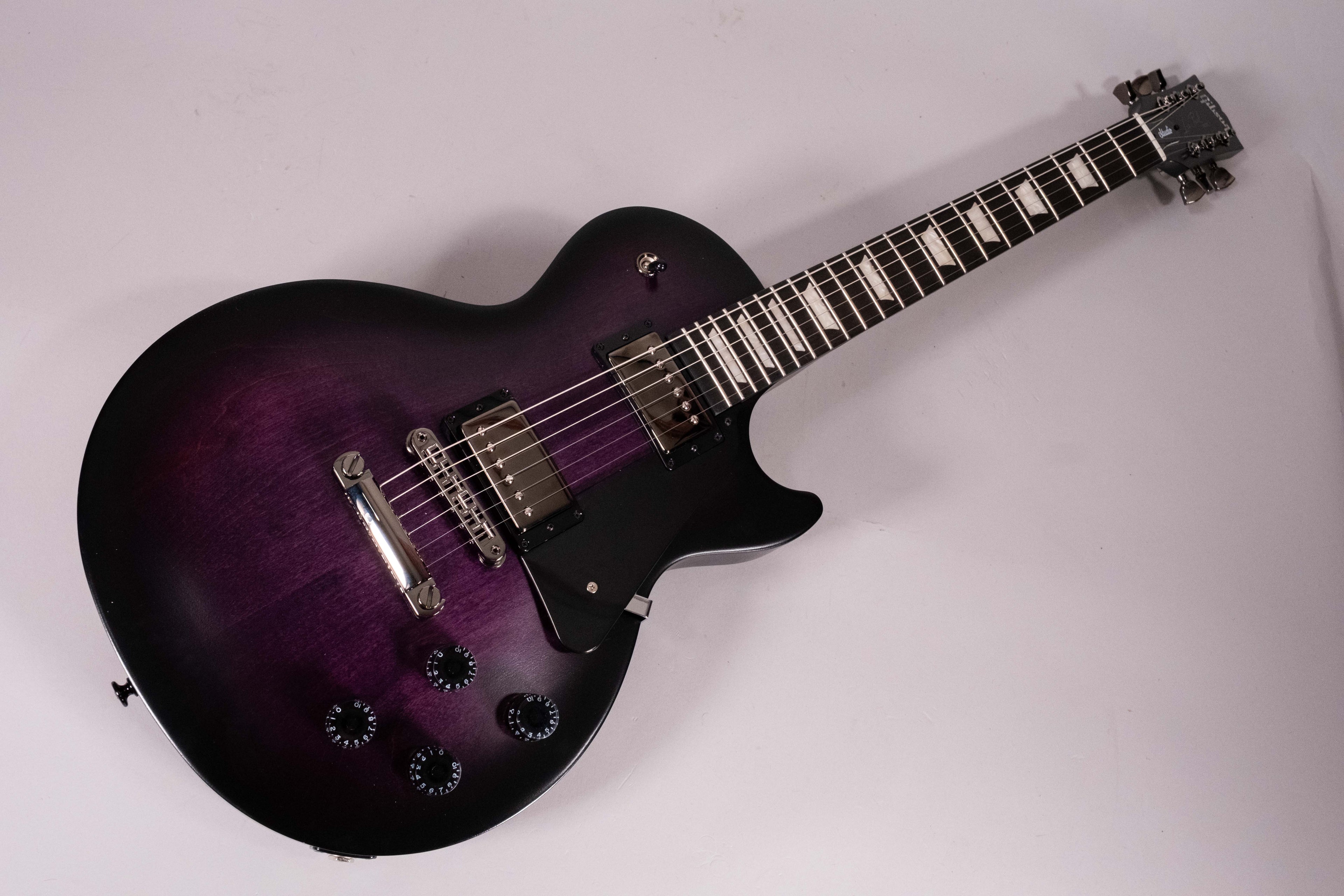 Gibson Les Paul Studio Modern Satin Dark Purple Burst