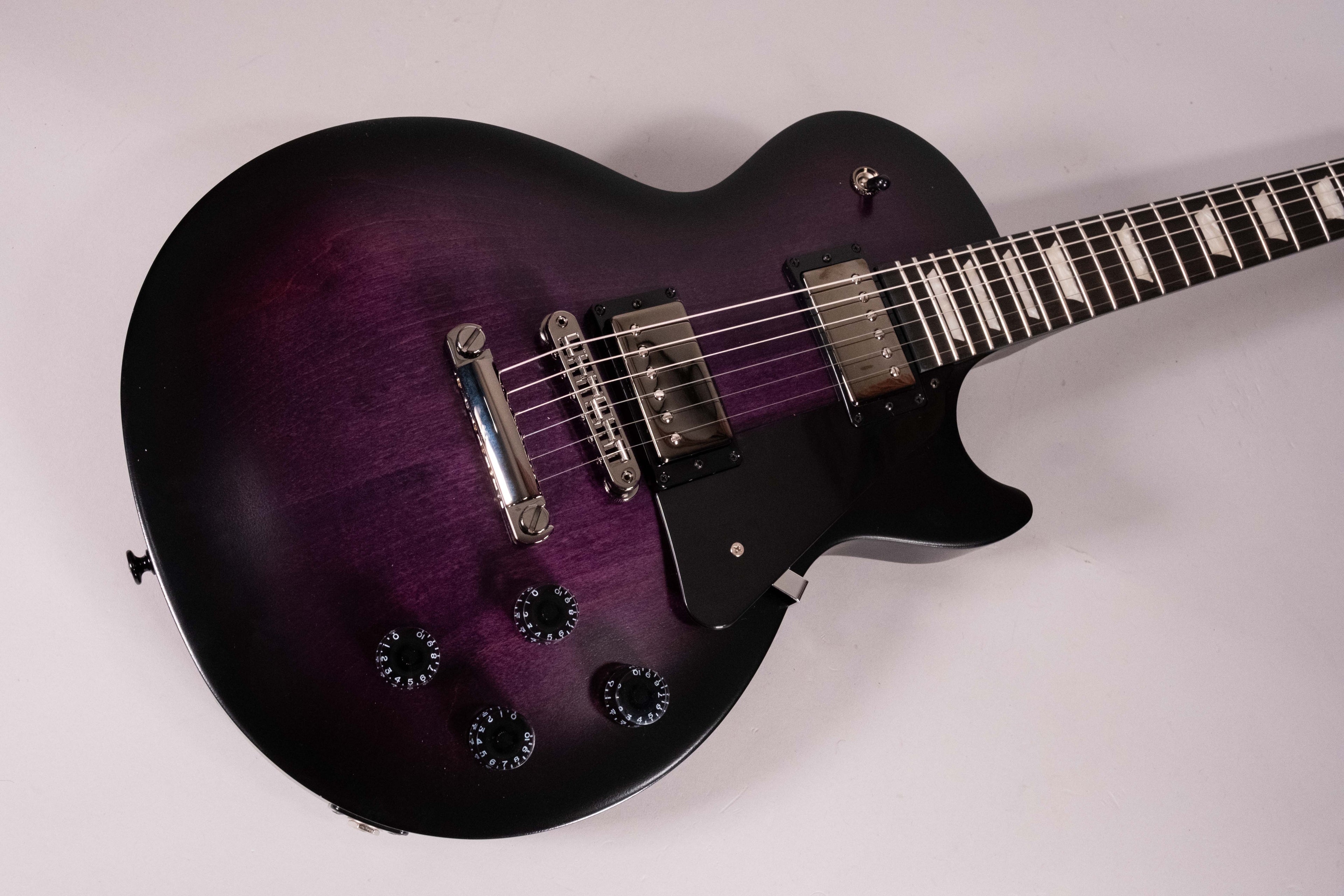 Gibson Les Paul Studio Modern Satin Dark Purple Burst