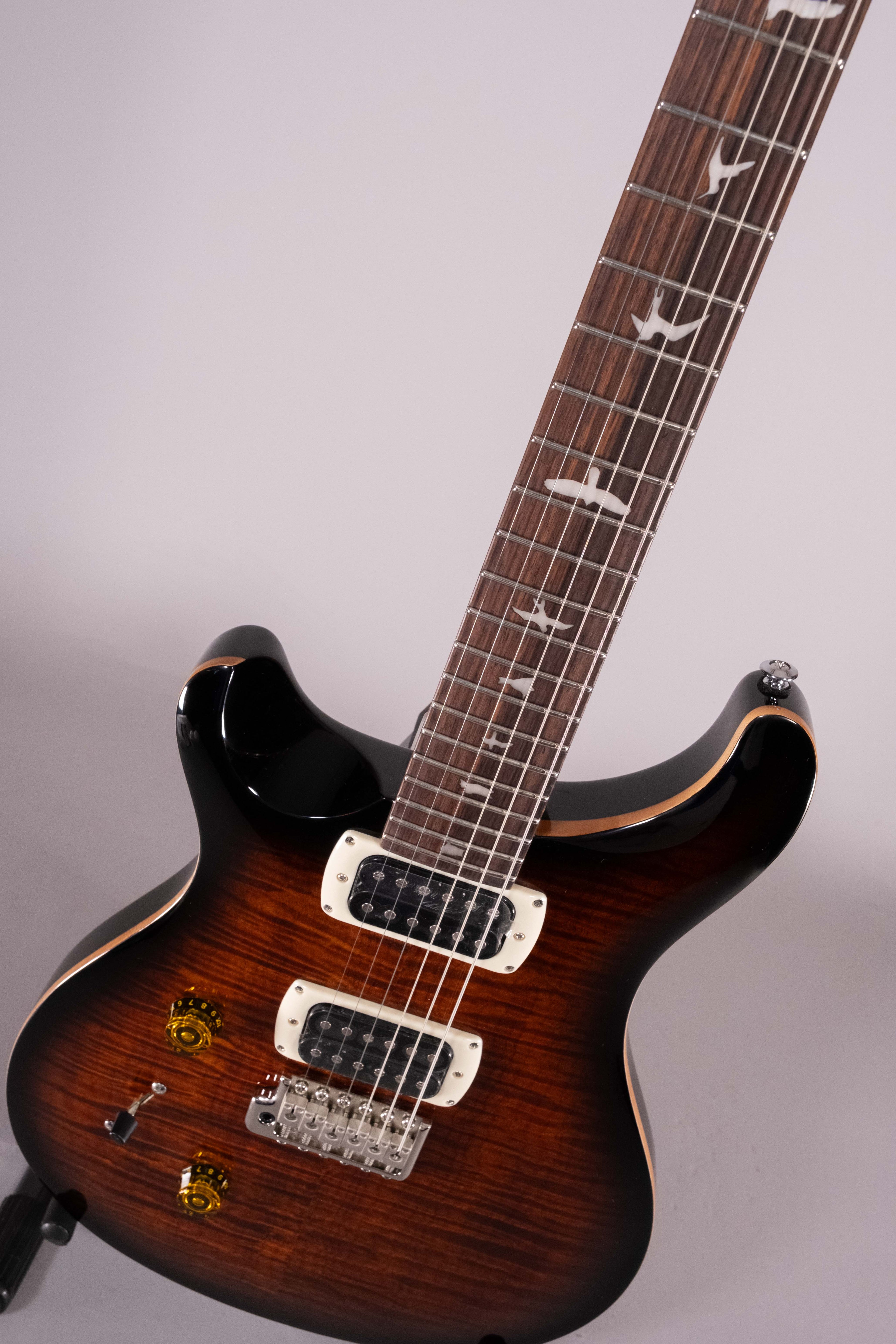 Prs SE Custom 24 'Lefty' Black Gold Sunburst