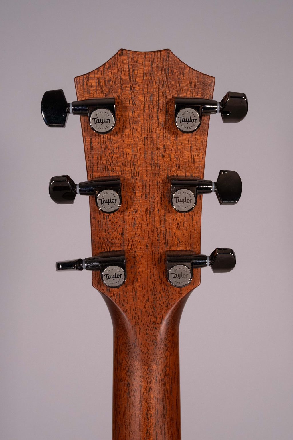 Taylor 814Ce Armrest V-Class